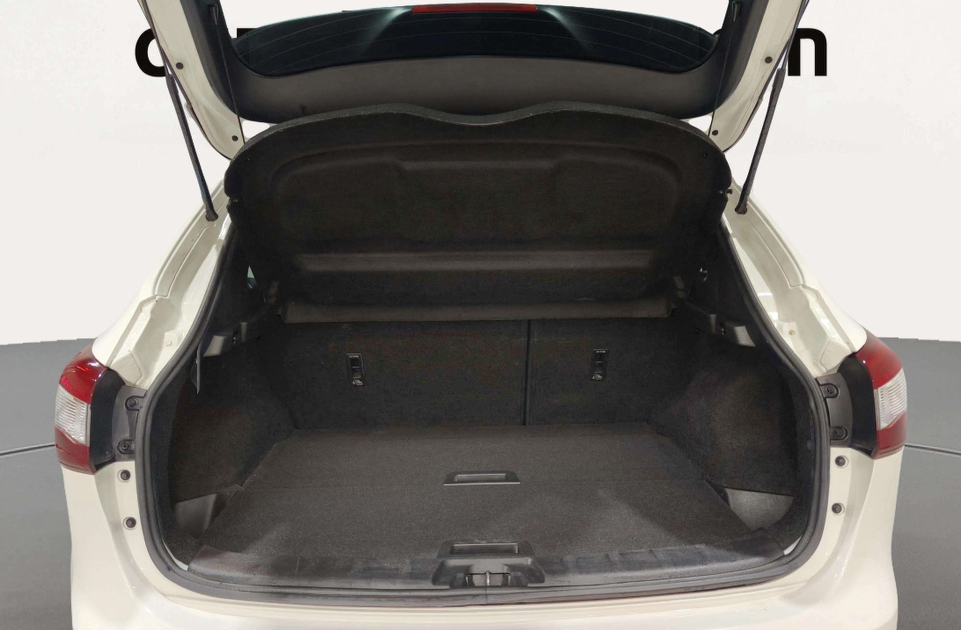 Nissan Qashqai DIG-T 115 N-Connecta 4x2 - foto 16