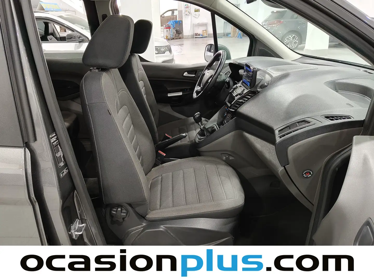 Foto Ford Tourneo Connect Ford Tourneo Connect 1.5 TDCI Titanium (120 CV)