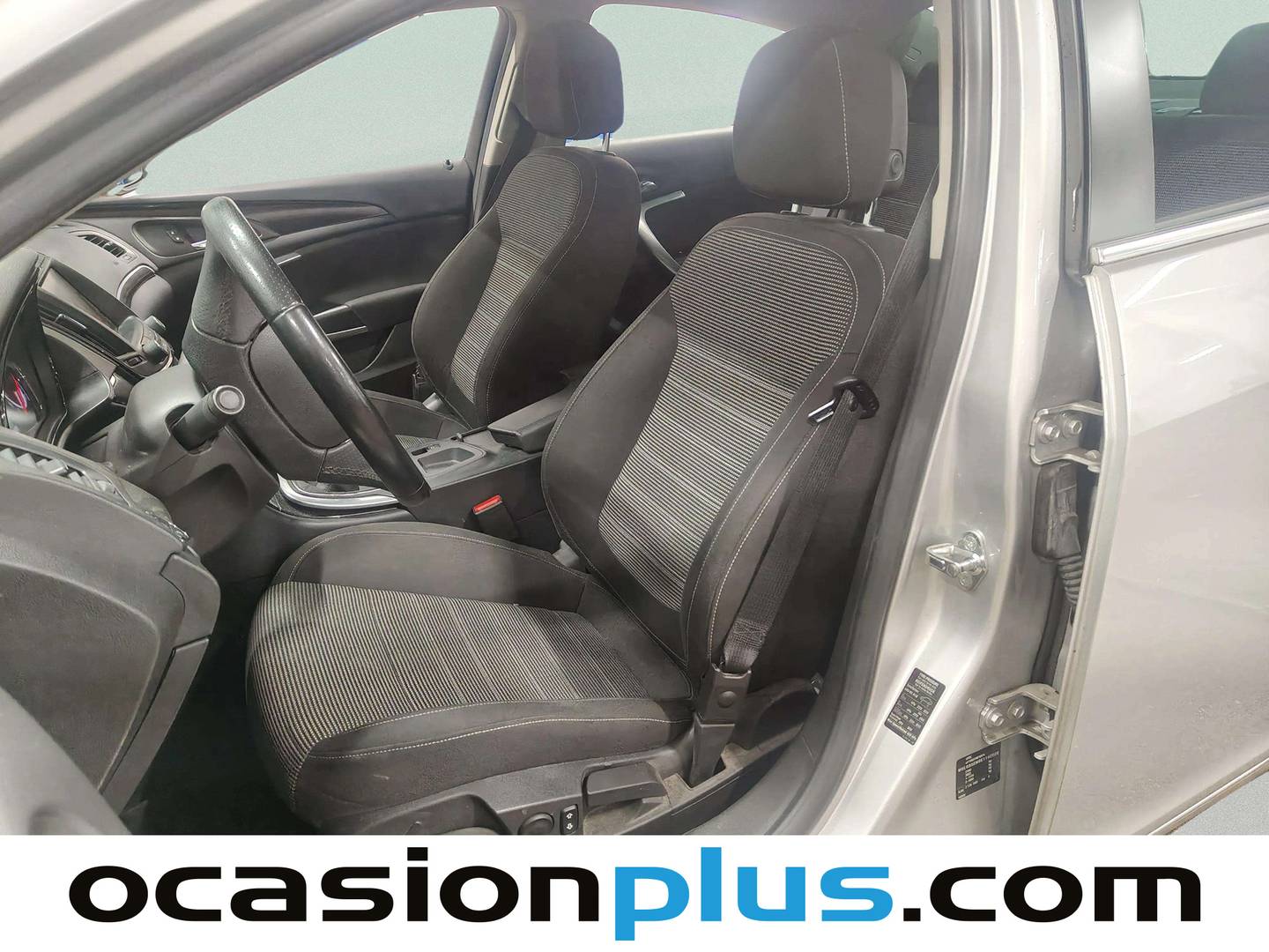 Foto asientos delanteros Opel Insignia OPEL Insignia 2.0 CDTI Biturbo Start & Stop Sportive (195 CV)