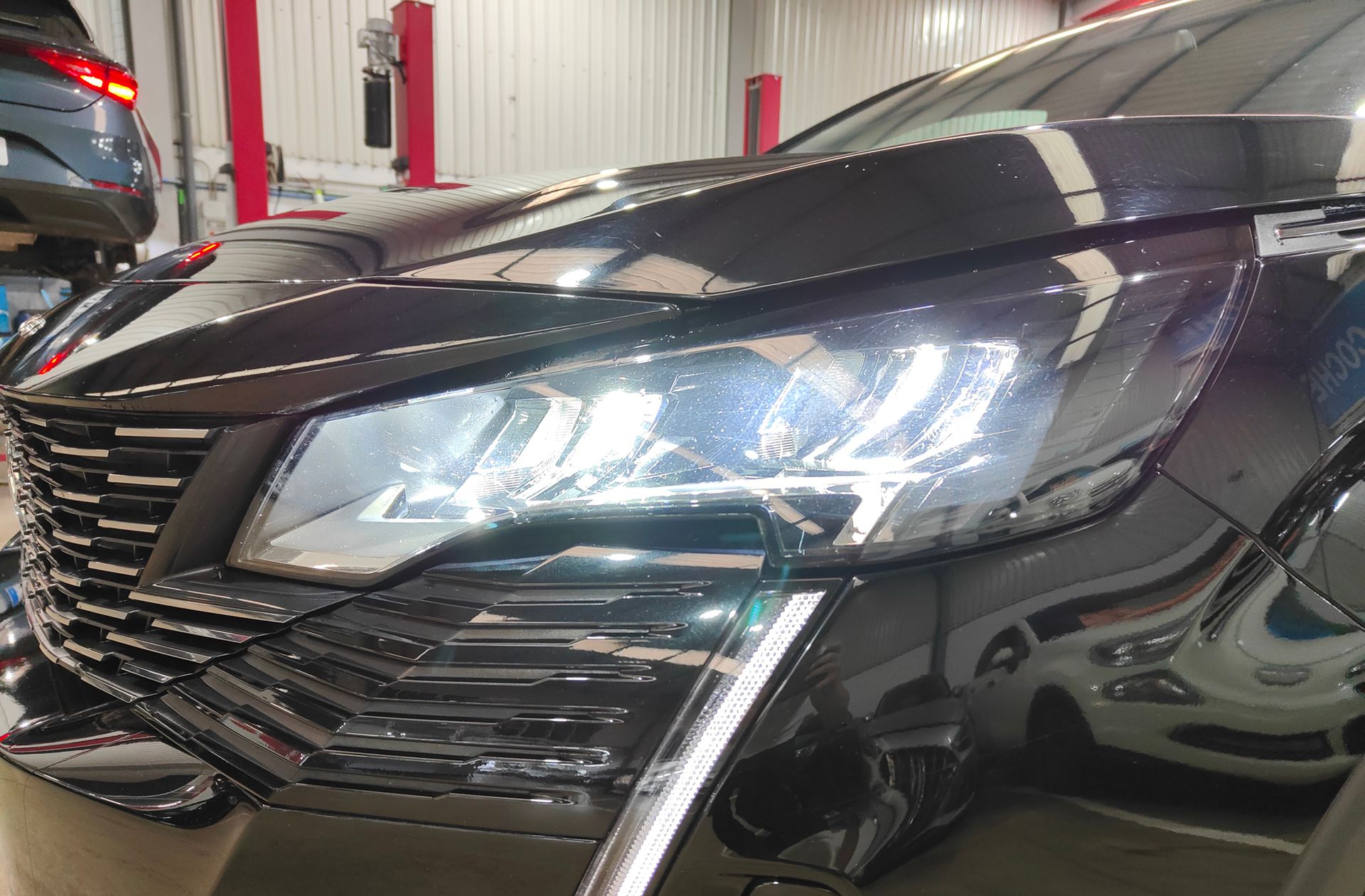 Peugeot 3008 300 Allure Pack e-EAT8 - foto 15
