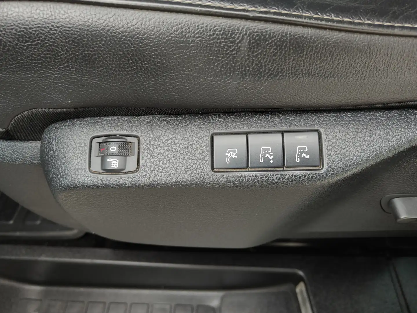 Foto Peugeot Traveller Peugeot Traveller BlueHDi 150 Allure Standard (150 CV) 8 Plazas