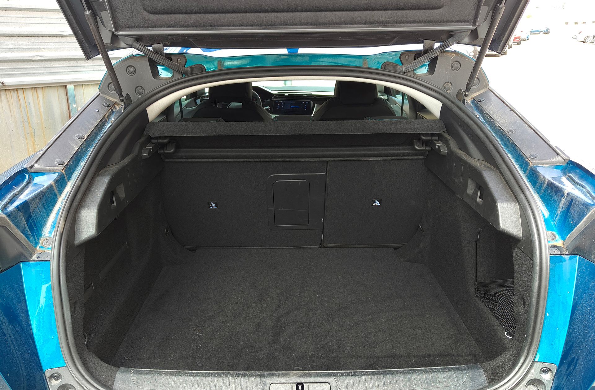 Peugeot 408 Allure Hybrid 145 eDCS6 - foto 21