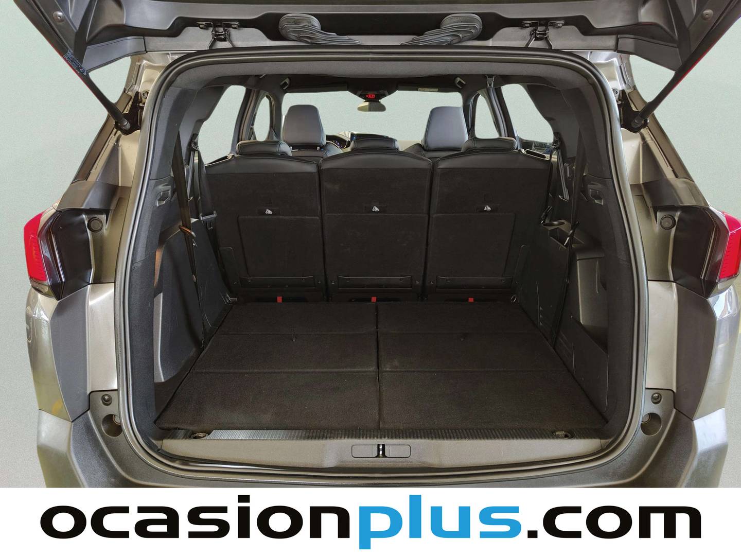 Foto Peugeot 5008 Peugeot 5008 PureTech 130 S&S Allure Pack EAT8 (130 CV) 7 Plazas