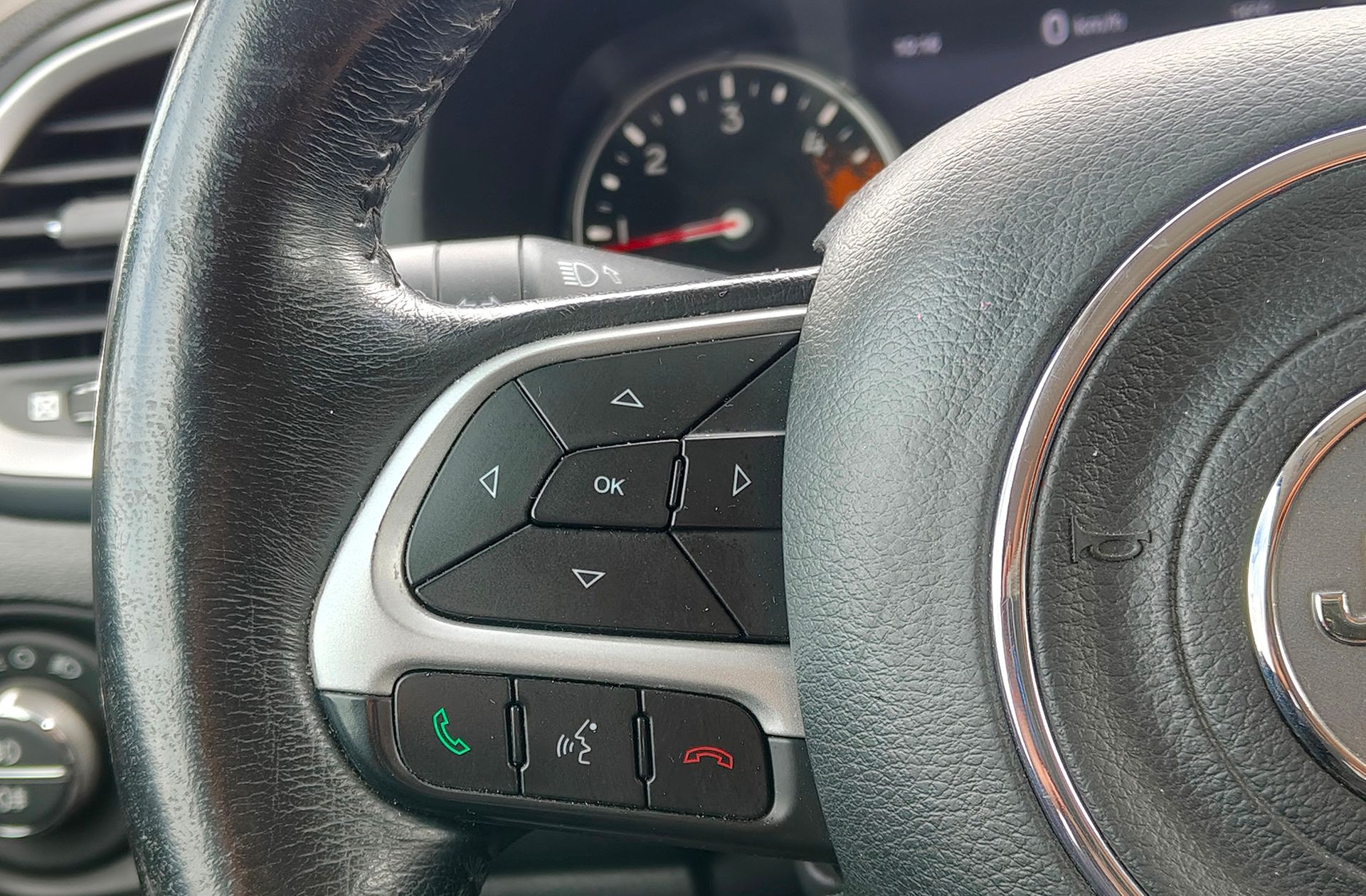 Jeep Renegade 1.6 MultiJet Limited 4x2 - foto 25