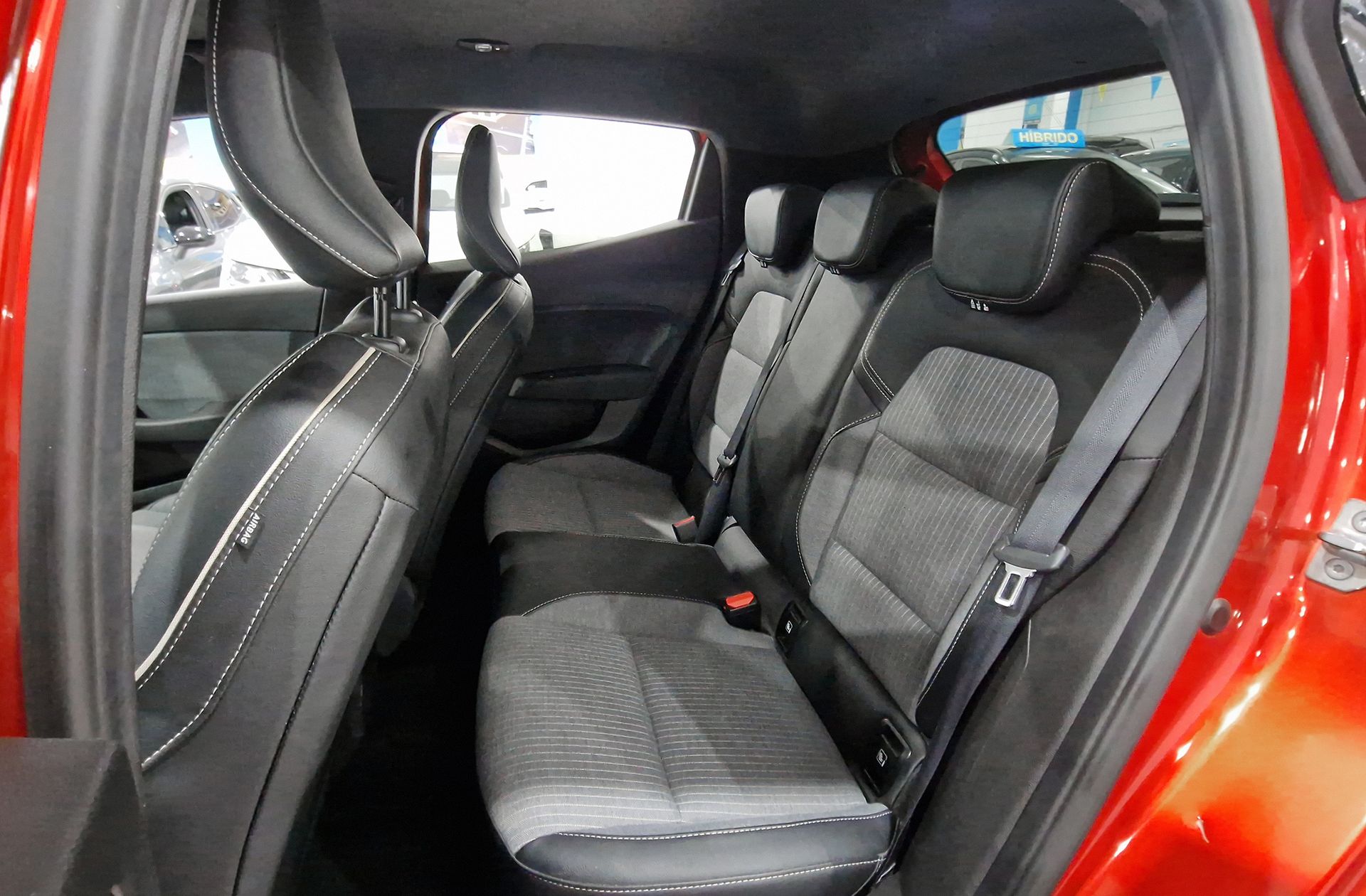 Renault Clio Techno TCe - foto 14