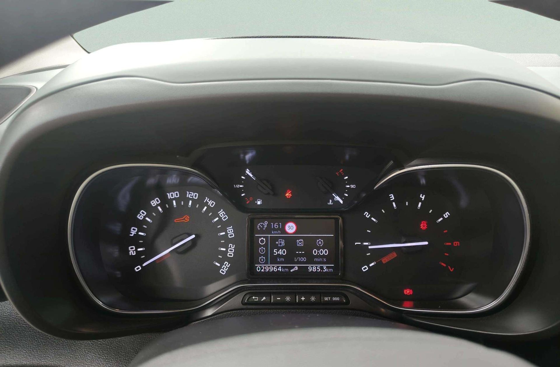 Citroën Berlingo BlueHDi 130 Talla XL Shine - foto 26
