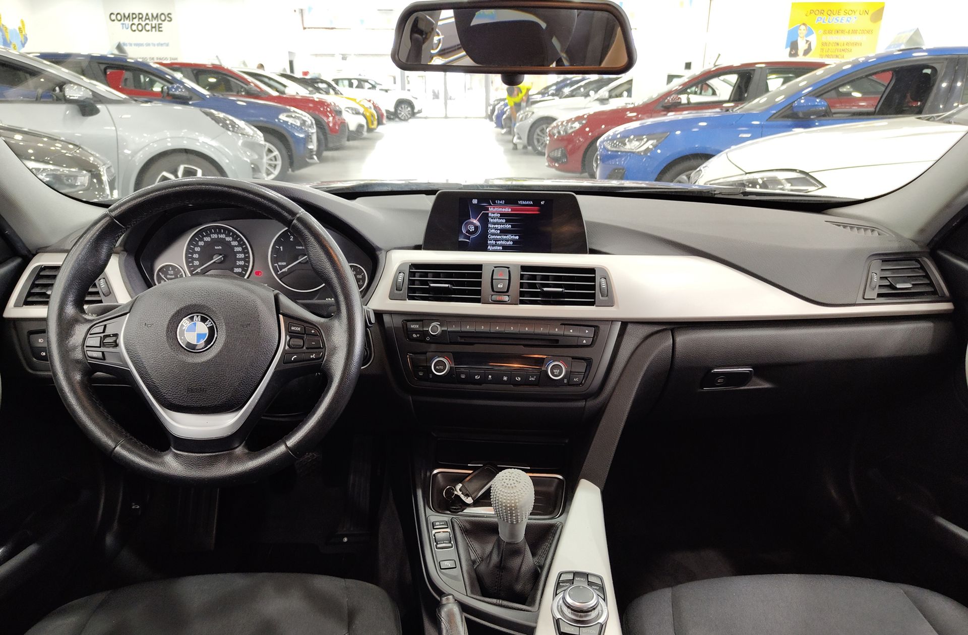 BMW Serie 3 318d - foto 6