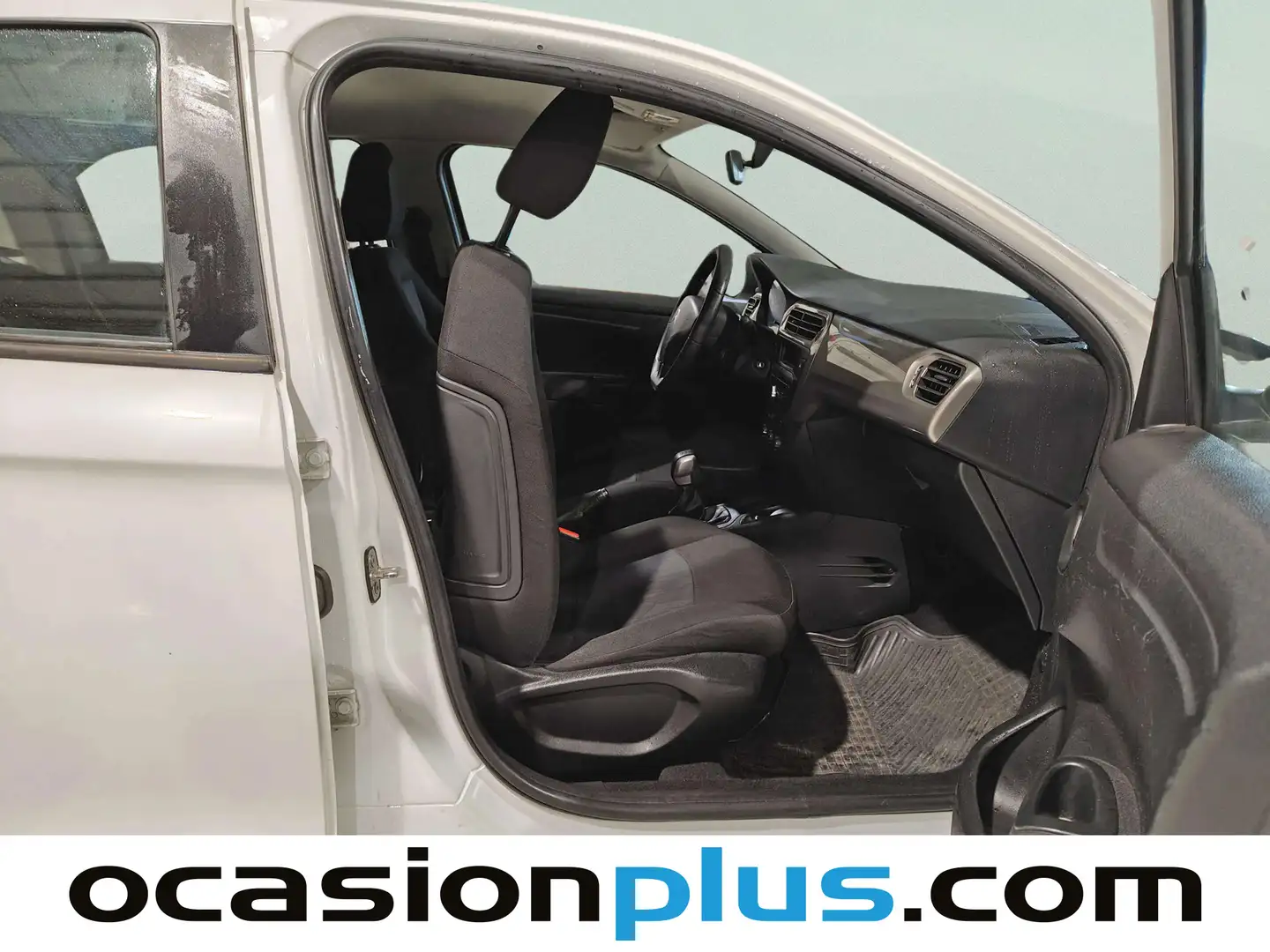 Foto Citroën C-Elysée Citroen C-Elysee 1.6 VTi Seduction (115 CV)