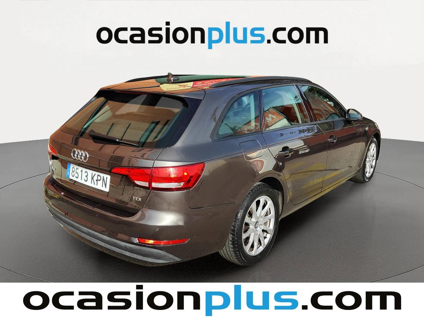 Foto trasera Audi A4 Audi A4 Avant Advanced edition 2.0 TDI (150 CV) S tronic derecha