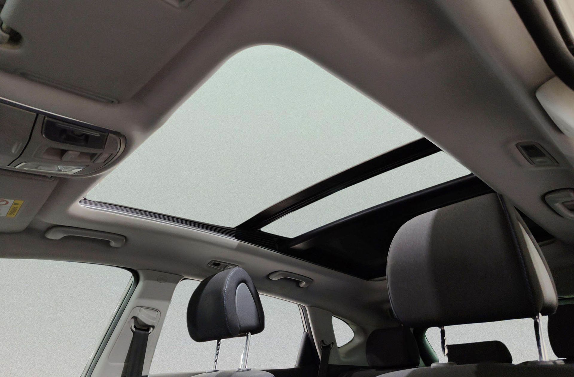 Hyundai Tucson 1.7 CRDi BlueDrive Tecno Sky 4x2 - foto 6