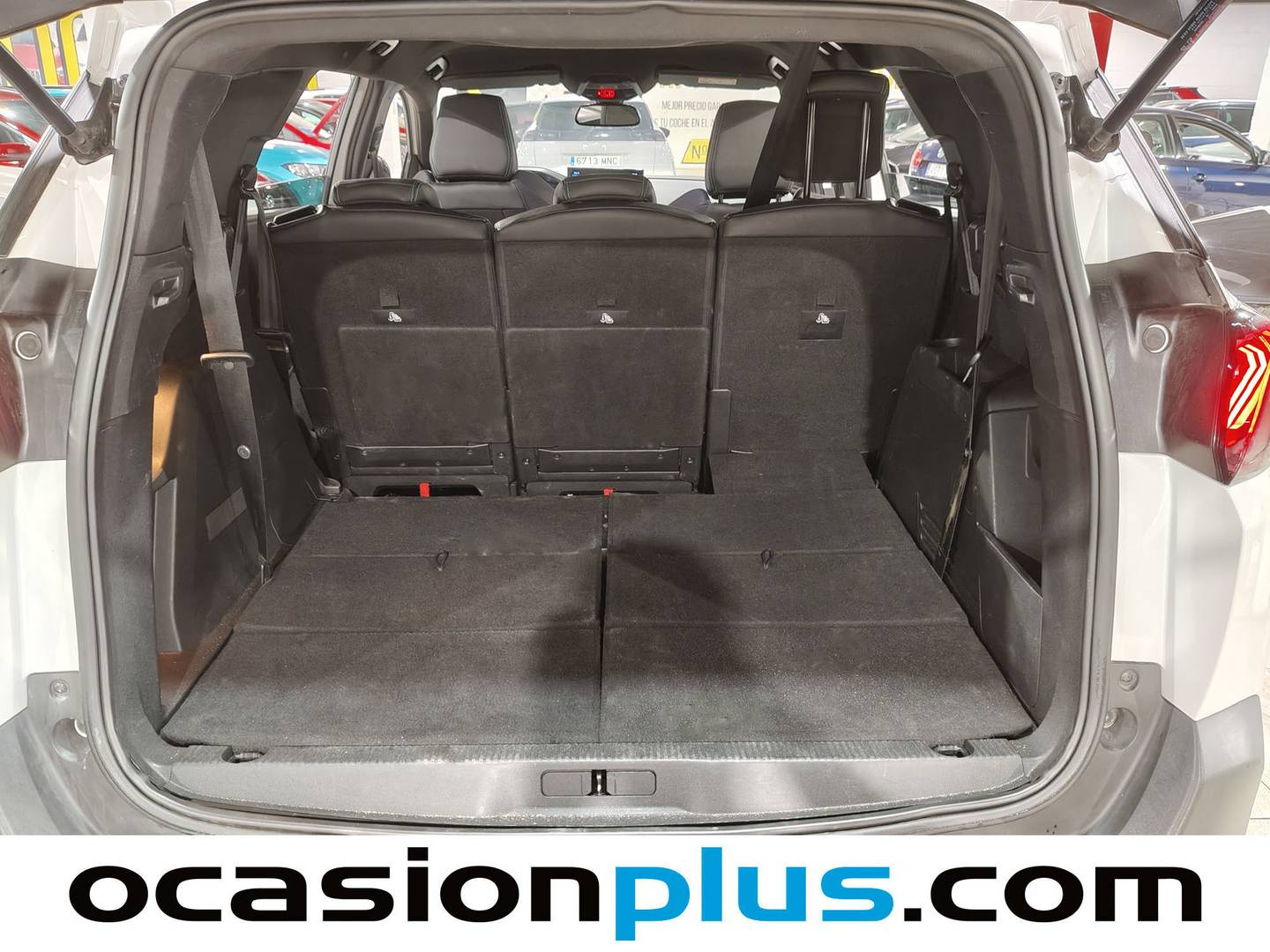 Foto Peugeot 5008 Hybrid Peugeot 5008 Hybrid 1.2 Allure Pack eDCS6 (136 CV) 7 Plazas siete plazas