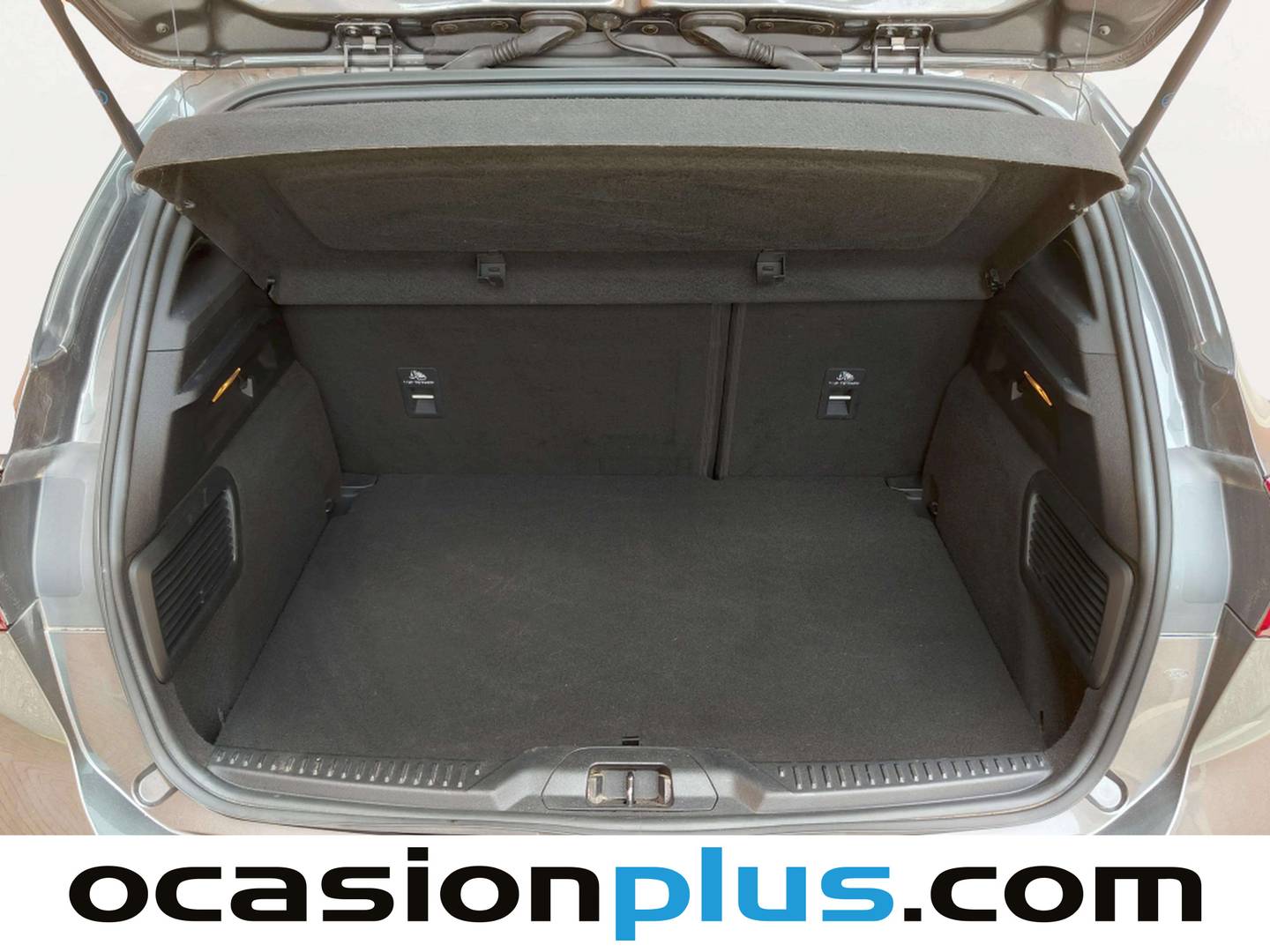Fotos maletero Ford Focus Ford Focus 1.5 Ecoblue ST-Line (120 CV)
