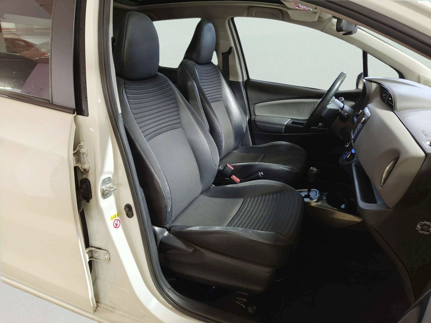 Toyota Yaris Toyota Yaris 100H Advance (100 CV) 100cv