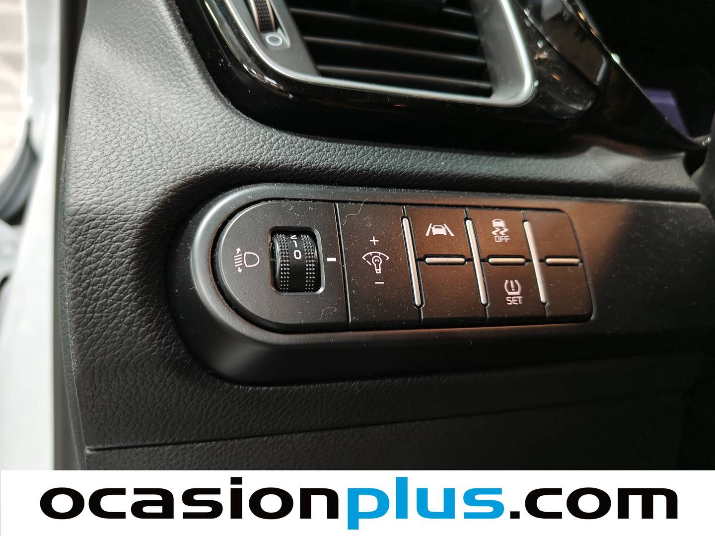 KIA XCeed KIA XCeed 1.0 T-GDi Tech (120 CV) 2024