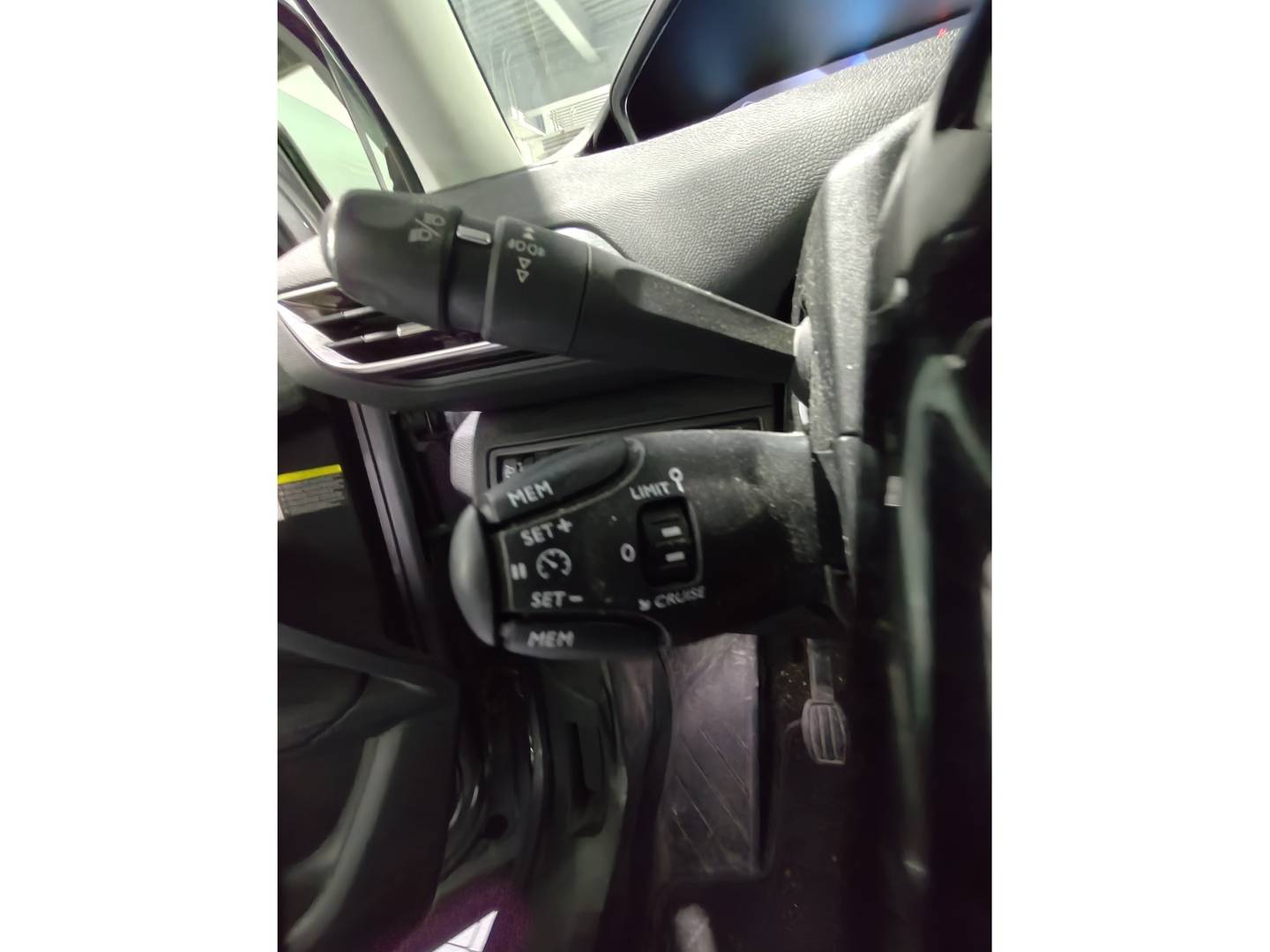 Foto Peugeot 3008 Peugeot 3008 BlueHDI 130 S&S Allure (130 CV)