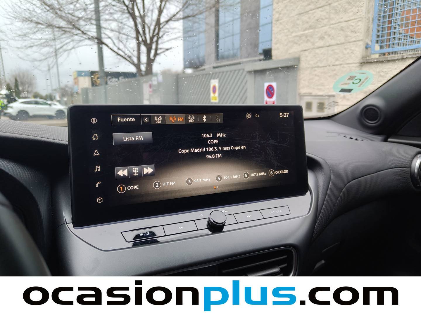 Foto Nissan JUKE Nissan Juke DIG-T N-Connecta 4x2 (114 CV)