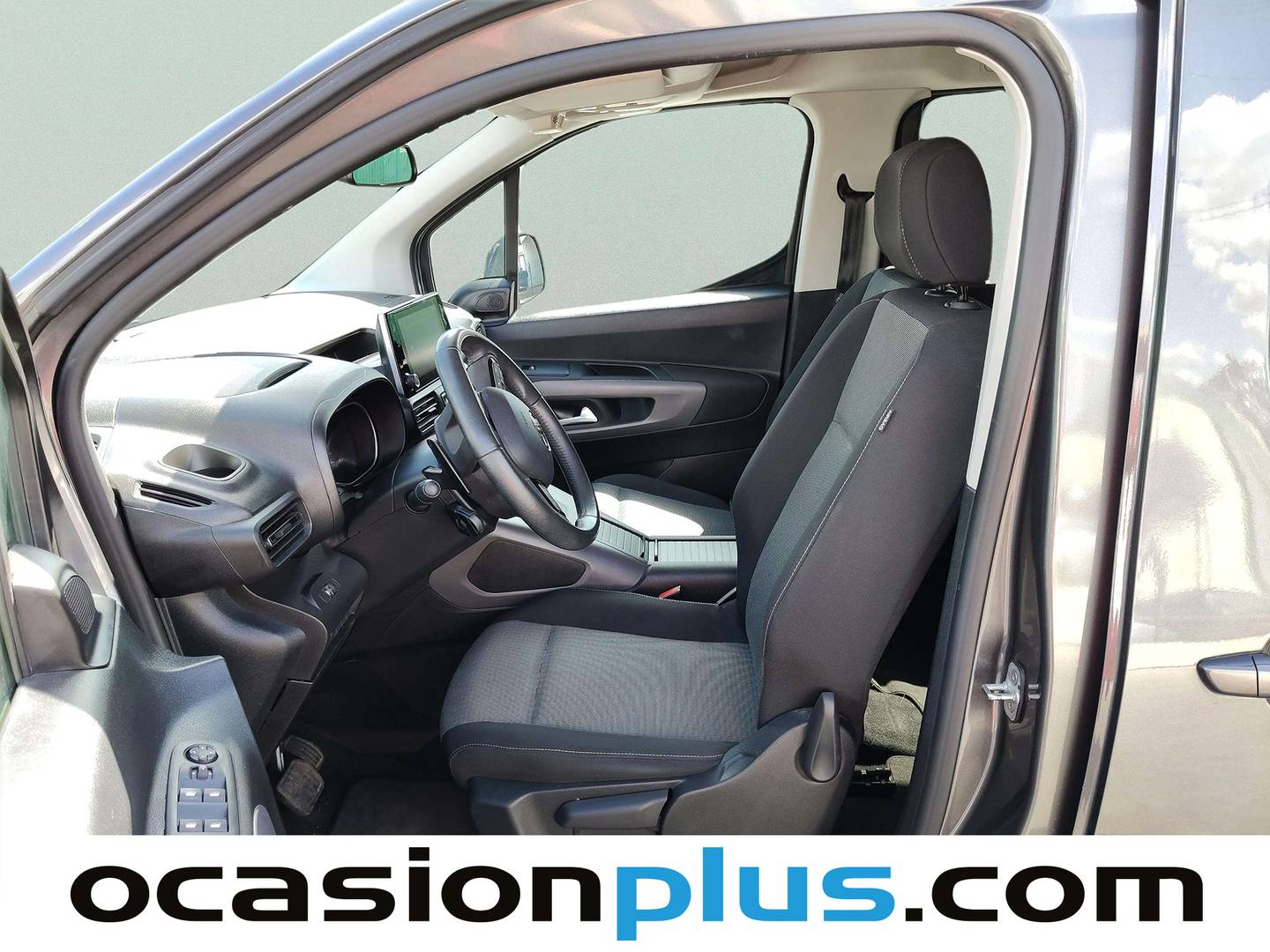 Foto asientos delanteros Toyota Proace City Verso Toyota Proace City Verso 1.2 96kW Family Act Auto 7 Plazas L2