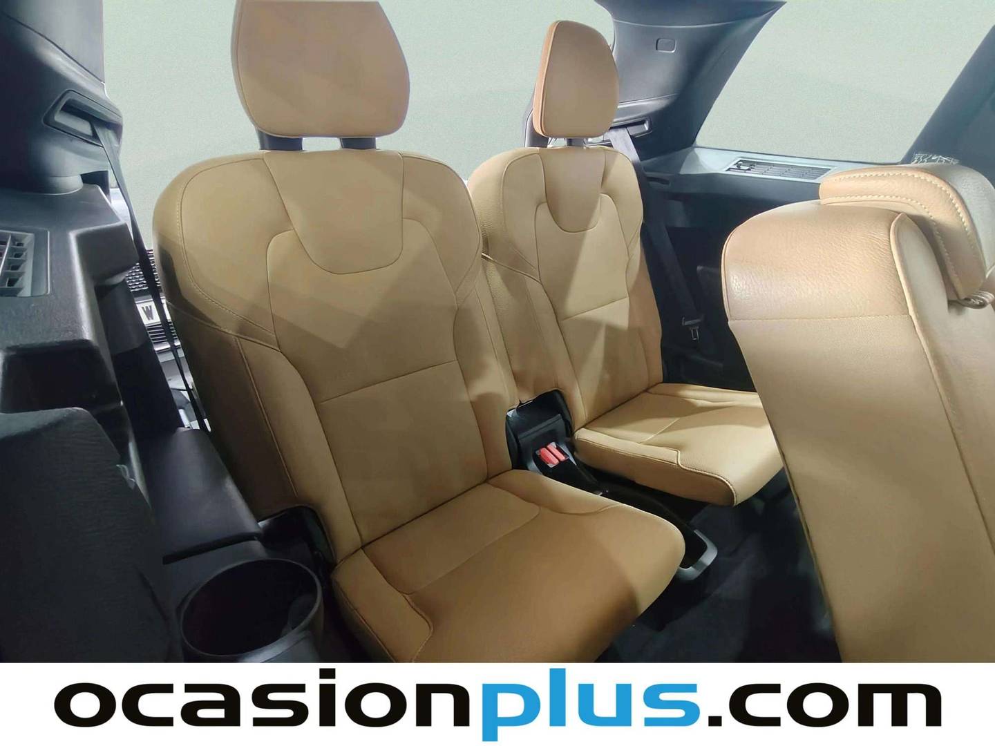 Extras y acabados del Volvo XC90 Volvo XC90 D5 Momentum AWD Auto (235 CV) 7 PLAZAS