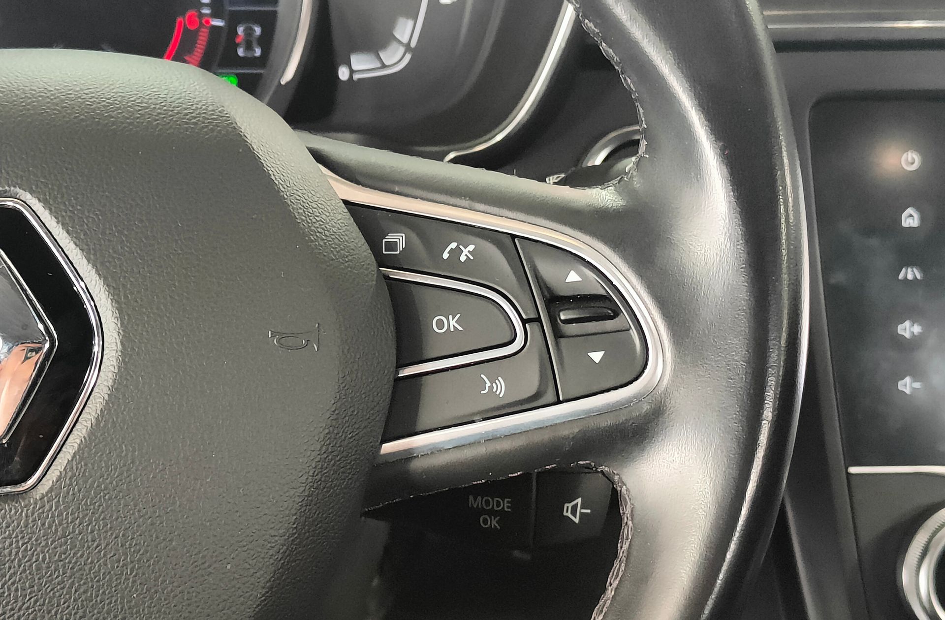 Renault Kadjar Zen TCe GPF EDC - foto 25