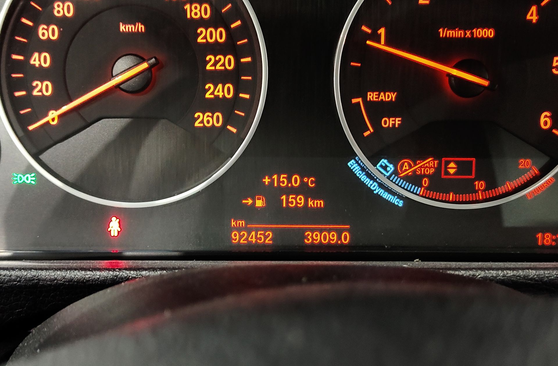 BMW Serie 3 318d - foto 10