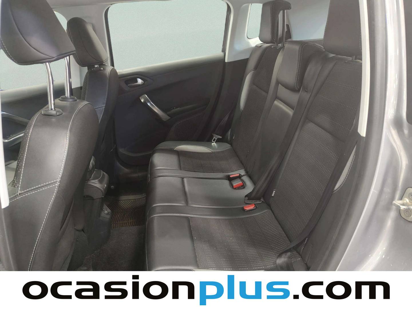 Foto asientos traseros Peugeot 2008 Peugeot 2008 PureTech 110 Allure EAT6 (110 CV)