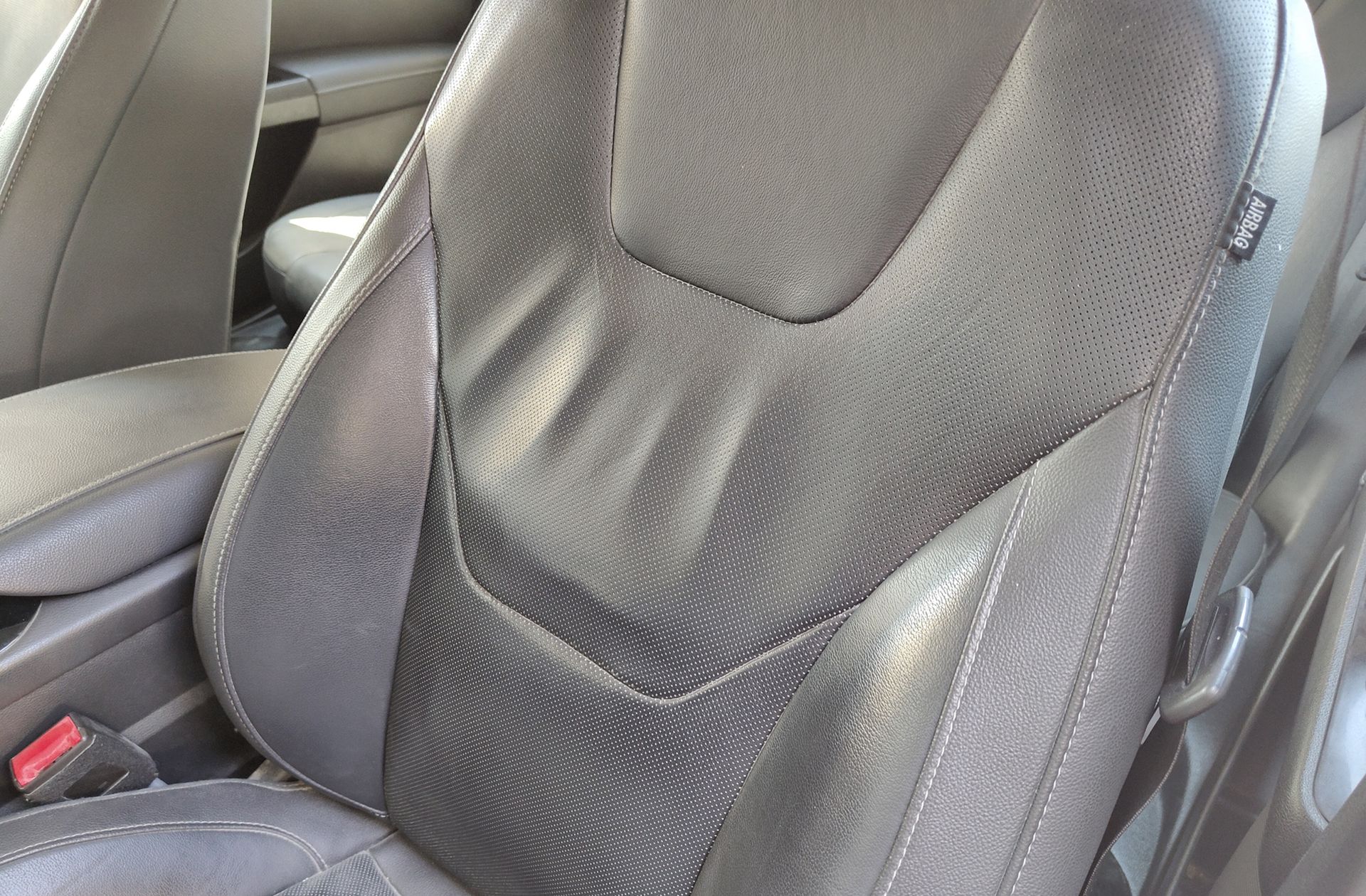 Ford Mondeo 1.5 EcoBoost Titanium Powershift - foto 36