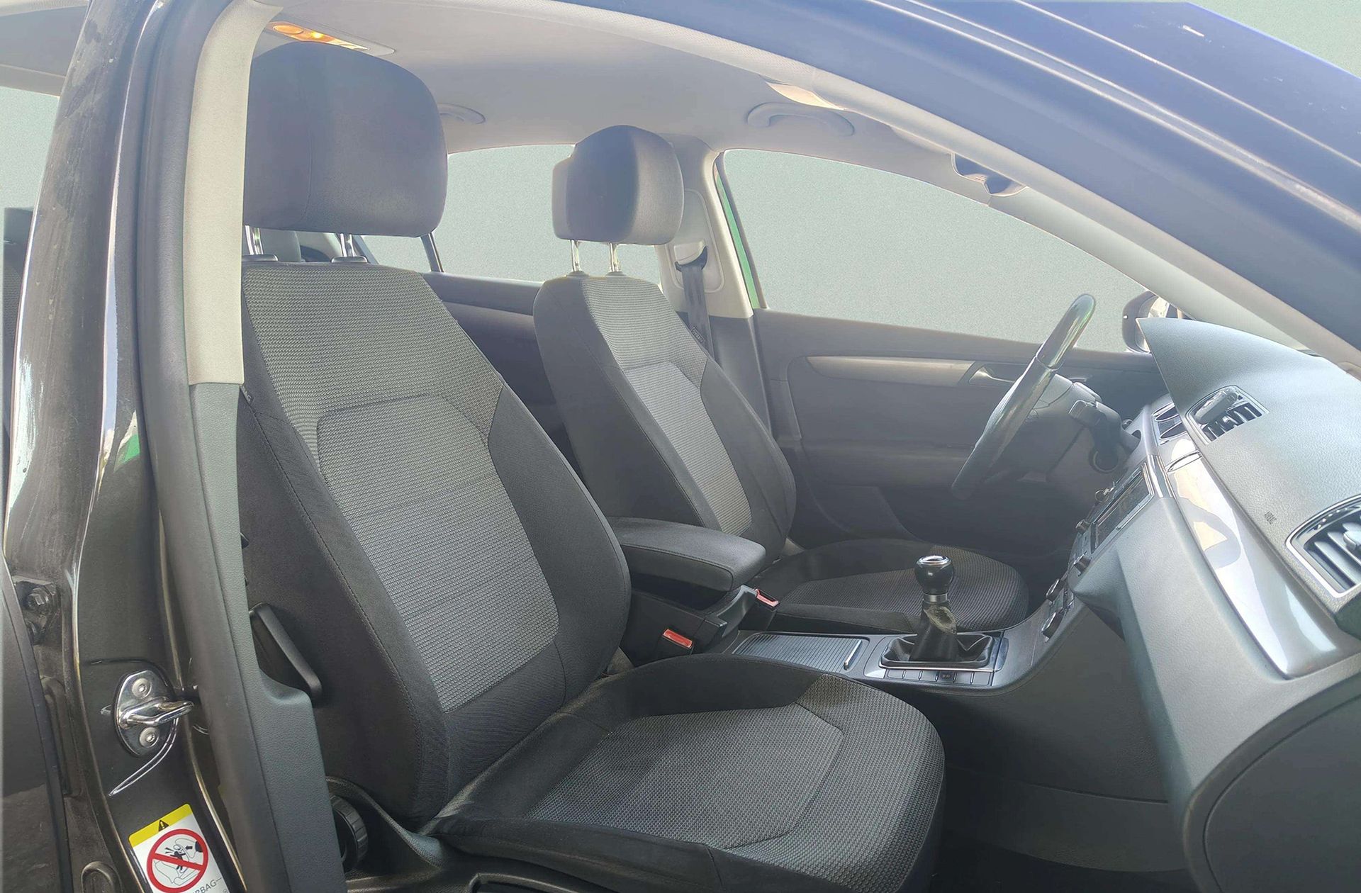 Volkswagen Passat Advance 2.0 TDI BMT - foto 14