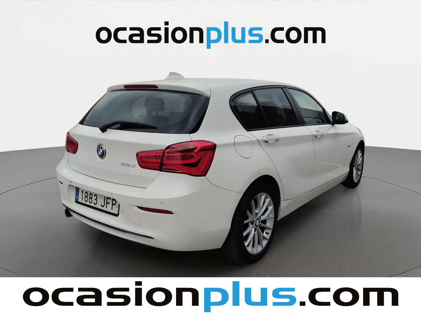 Foto trasera BMW Serie 1 BMW Serie 1 118d (150 CV) Pack M derecha