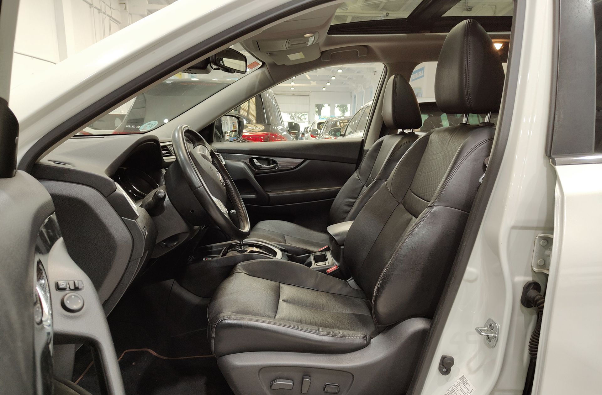 Nissan X-Trail 1.6 dCi Tekna Xtronic - foto 14