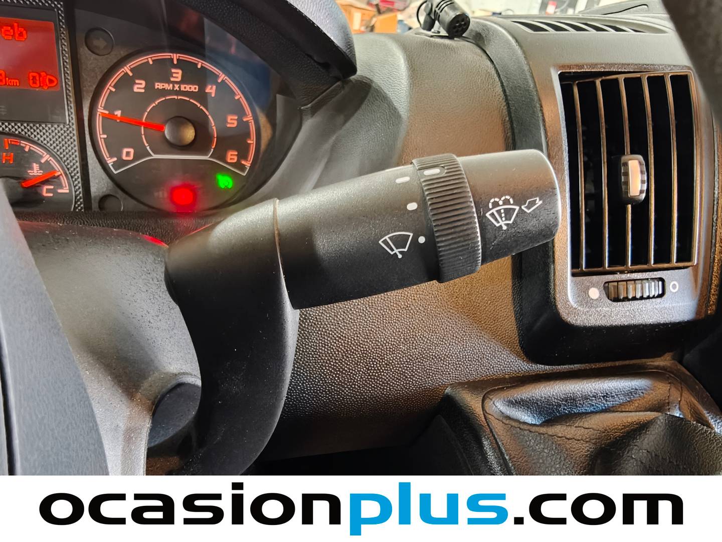 Foto Etrusco V5900 Etrusco V5900 D8 2.3 (140CV)