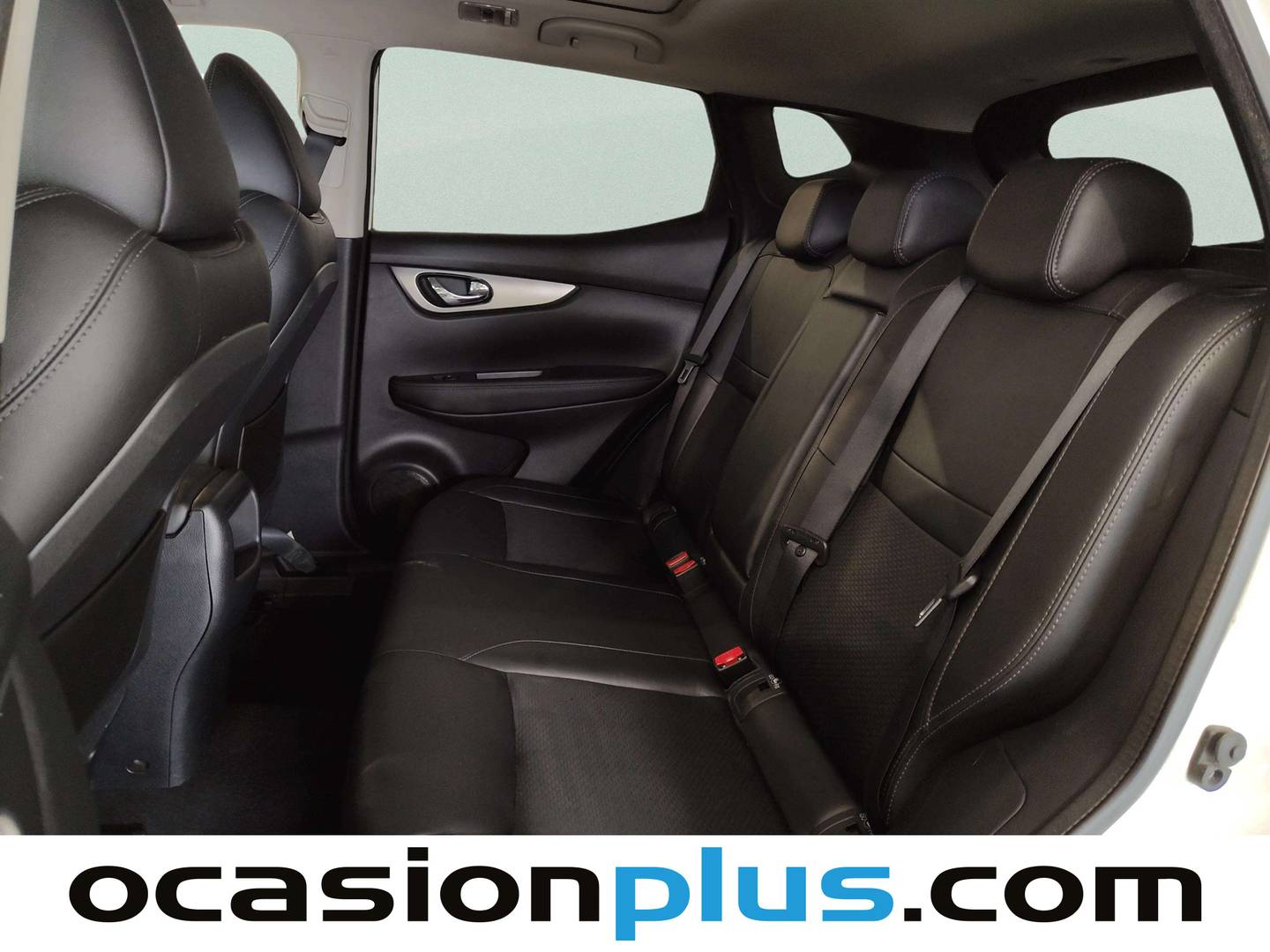 Foto asientos traseros Nissan QASHQAI Nissan Qashqai DIG-T 140 Tekna 4x2 (140 CV)
