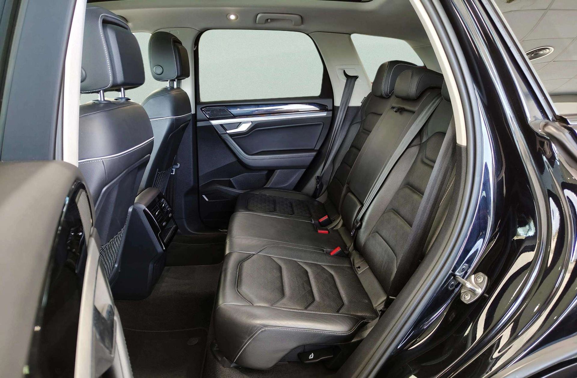 Volkswagen Touareg R-Line 3.0 TDI 4Motion Tiptronic - foto 20