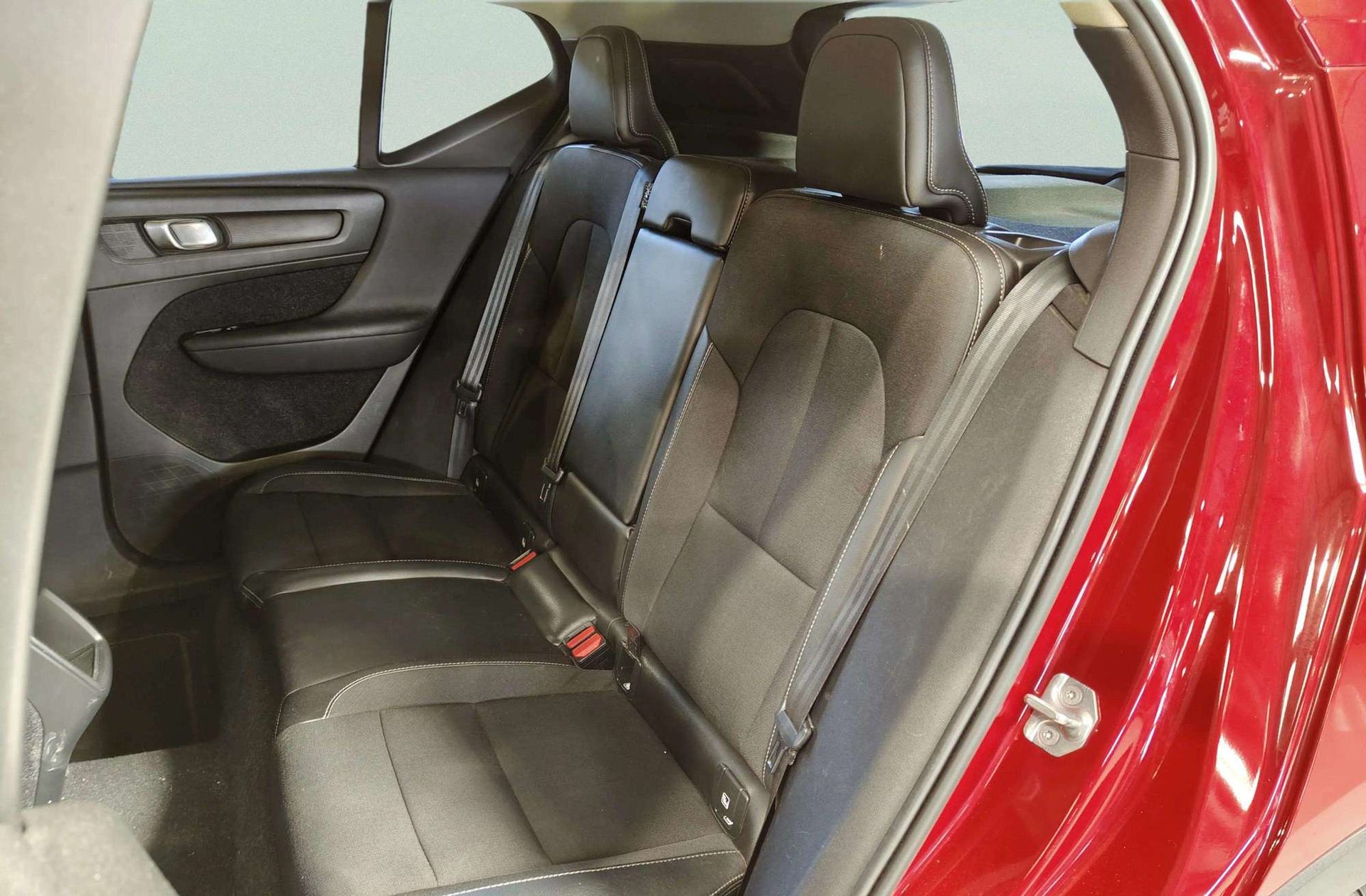 Volvo XC40 D3 Momentum - foto 12