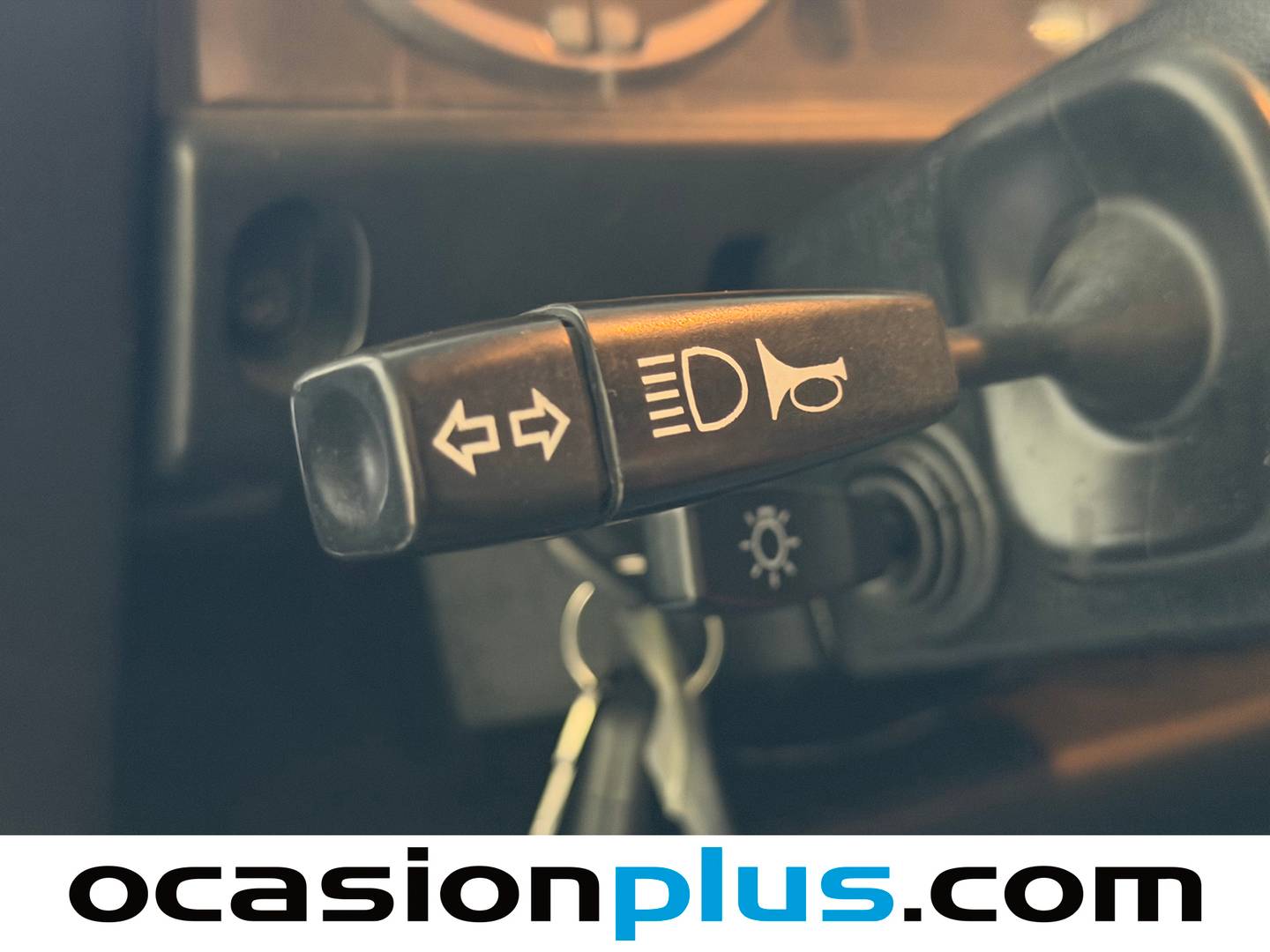 Foto Land Rover Defender Land Rover Defender 2.4 D 110 SW S (122 CV) 4X4