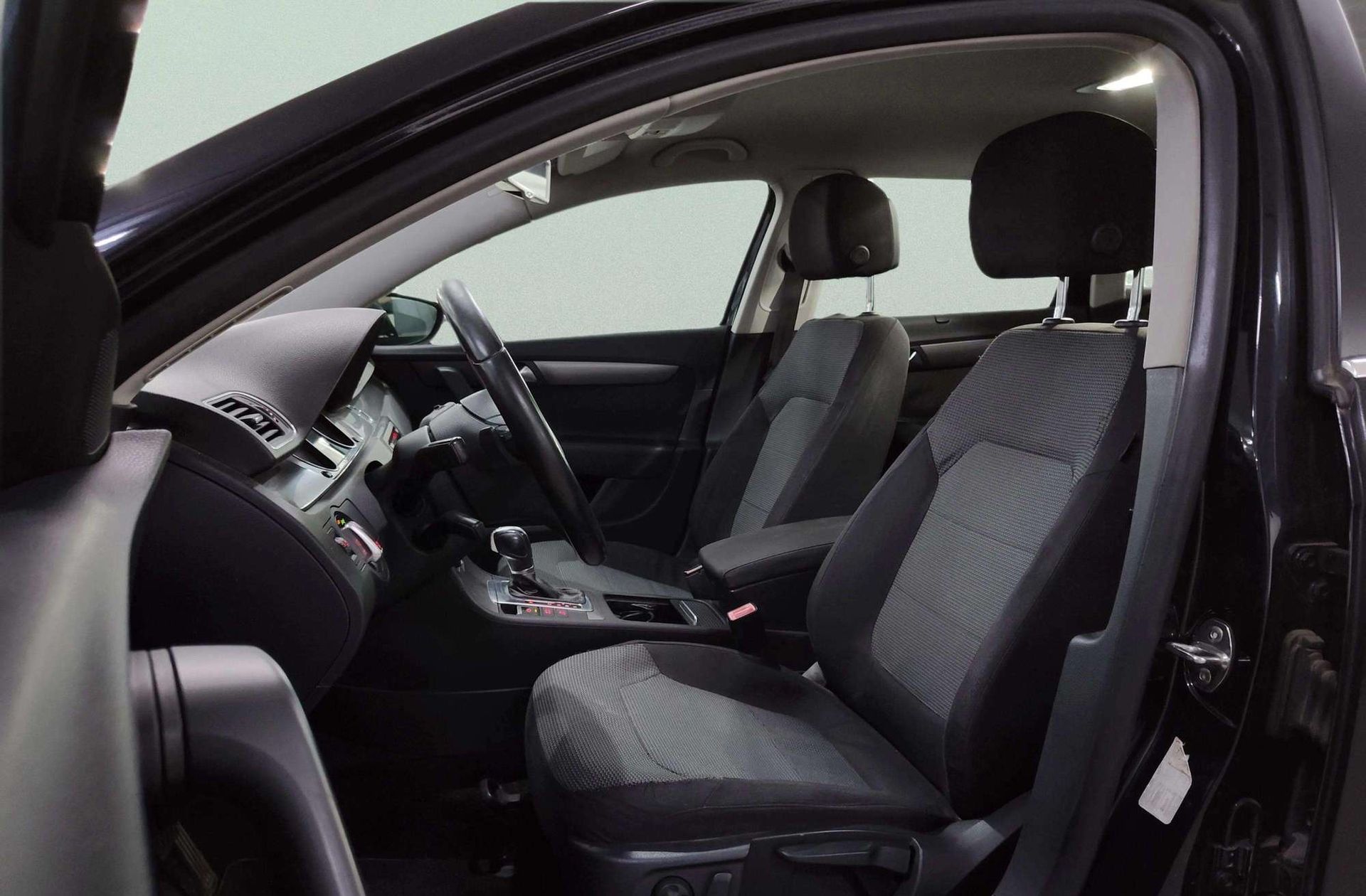 Volkswagen Passat Variant Advance 2.0 TDI BMT DSG - foto 10