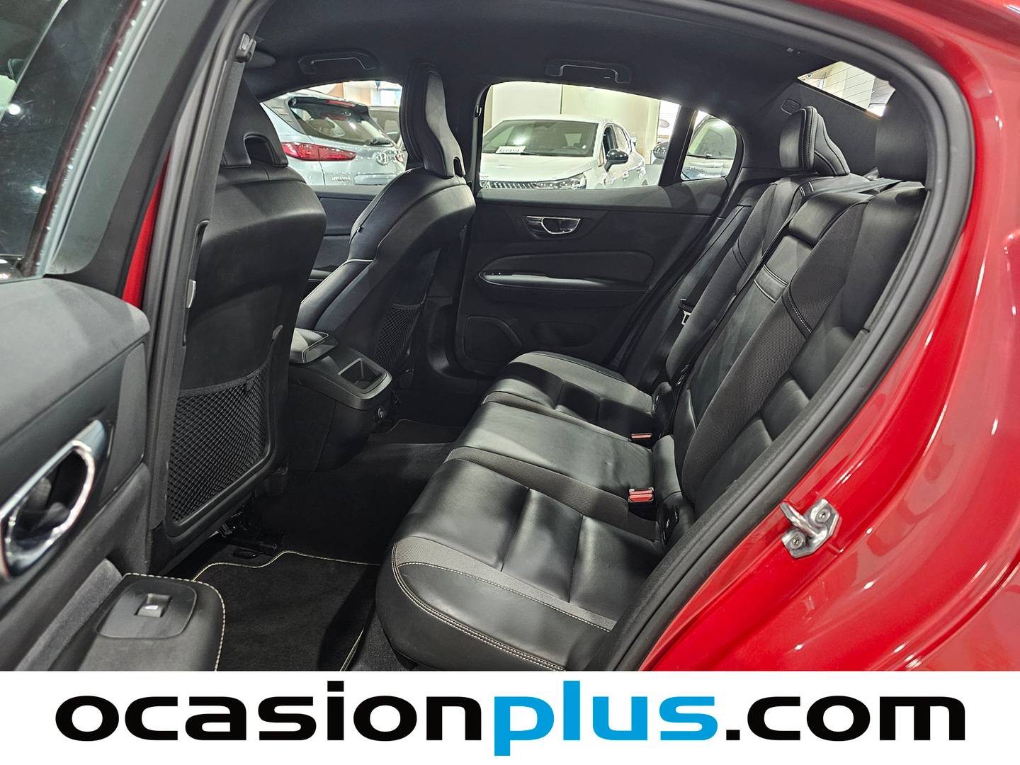 Foto asientos traseros Volvo S60 Volvo S60 T5 R-Design Auto (250 CV)