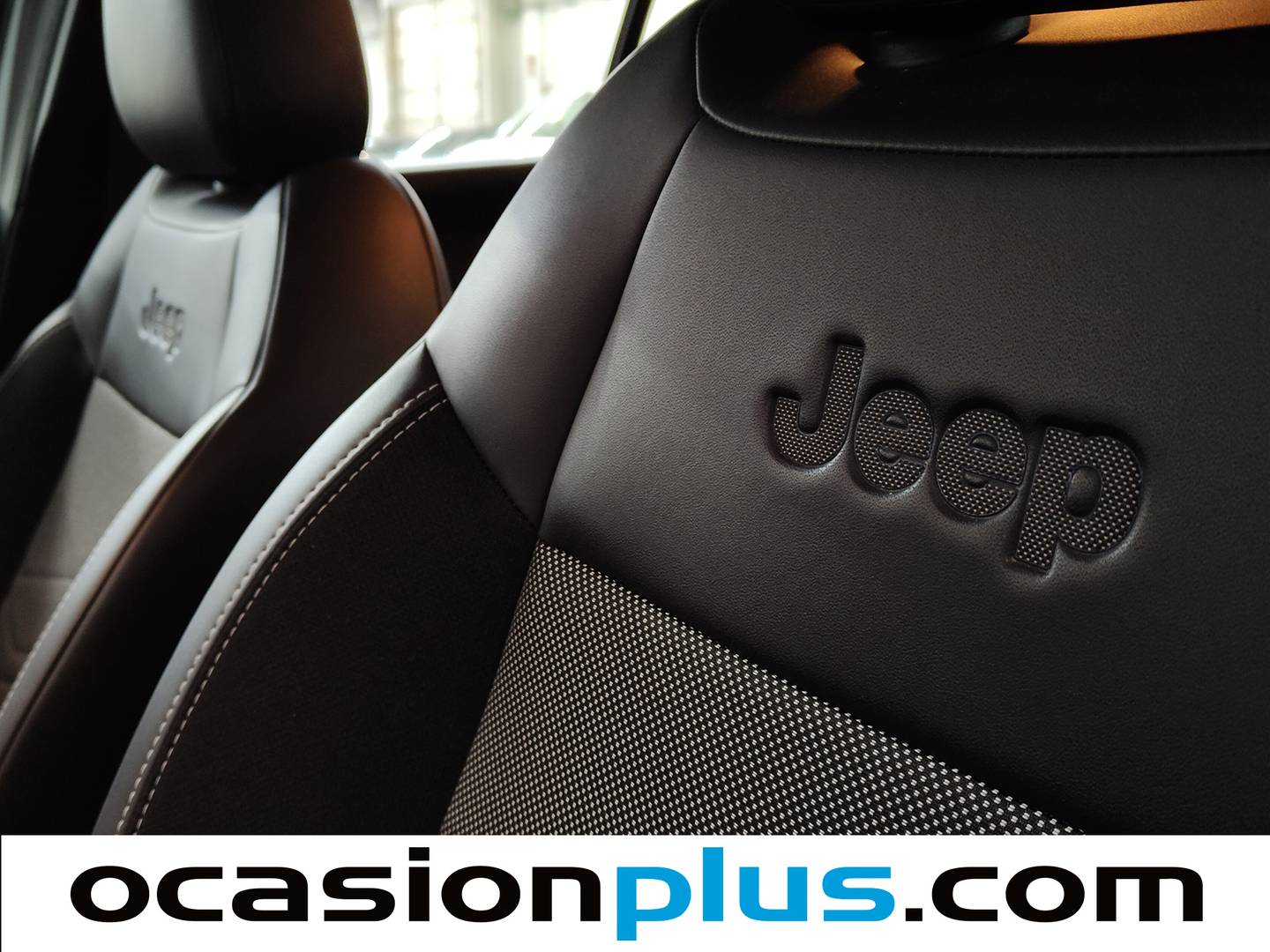 Extras y acabados del Jeep Avenger Jeep Avenger 1.2 G Altitude (100 CV)