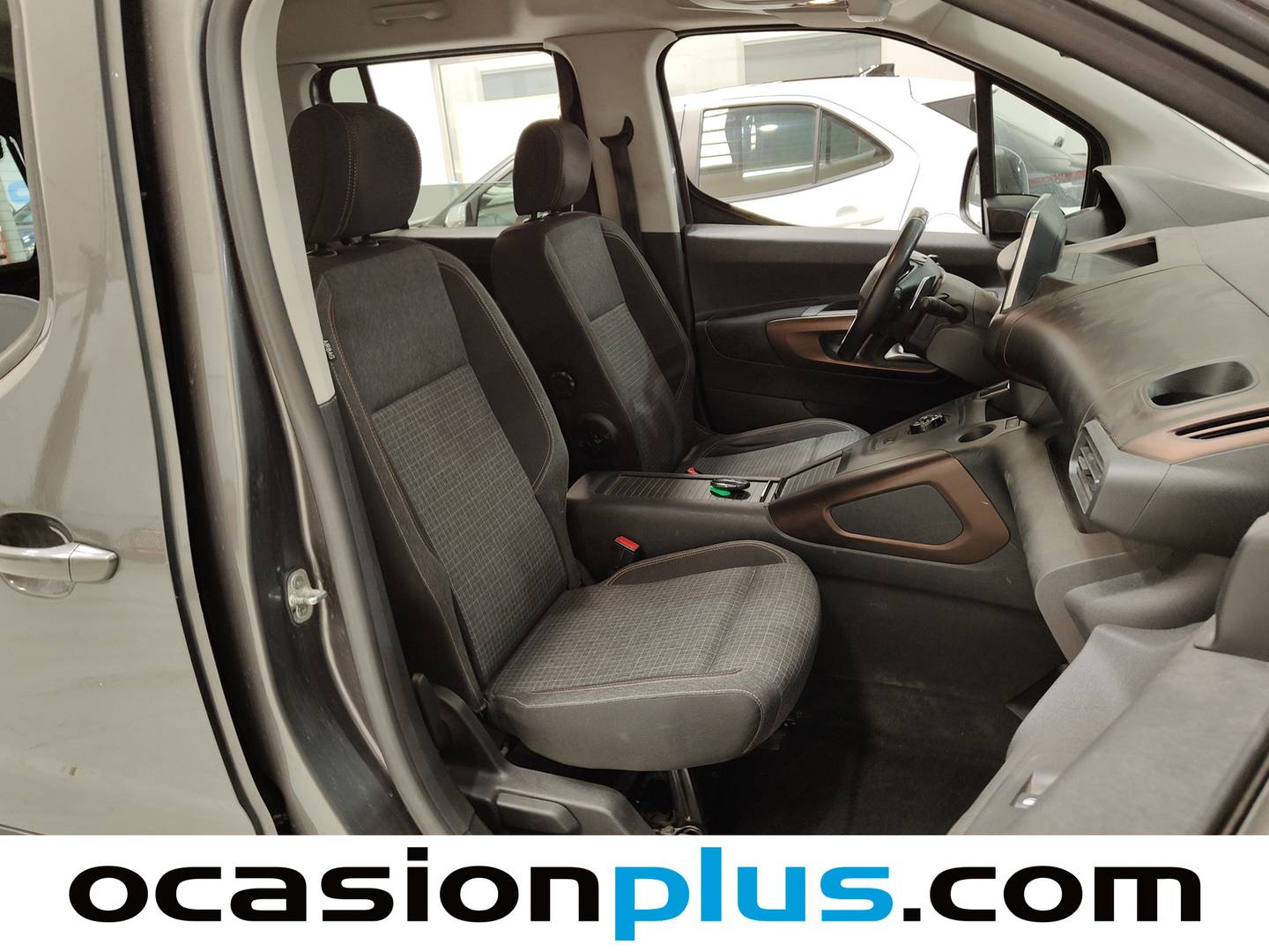 Foto Peugeot Rifter Peugeot Rifter BlueHDi 130 GT Line Standard EAT8 (130 CV)