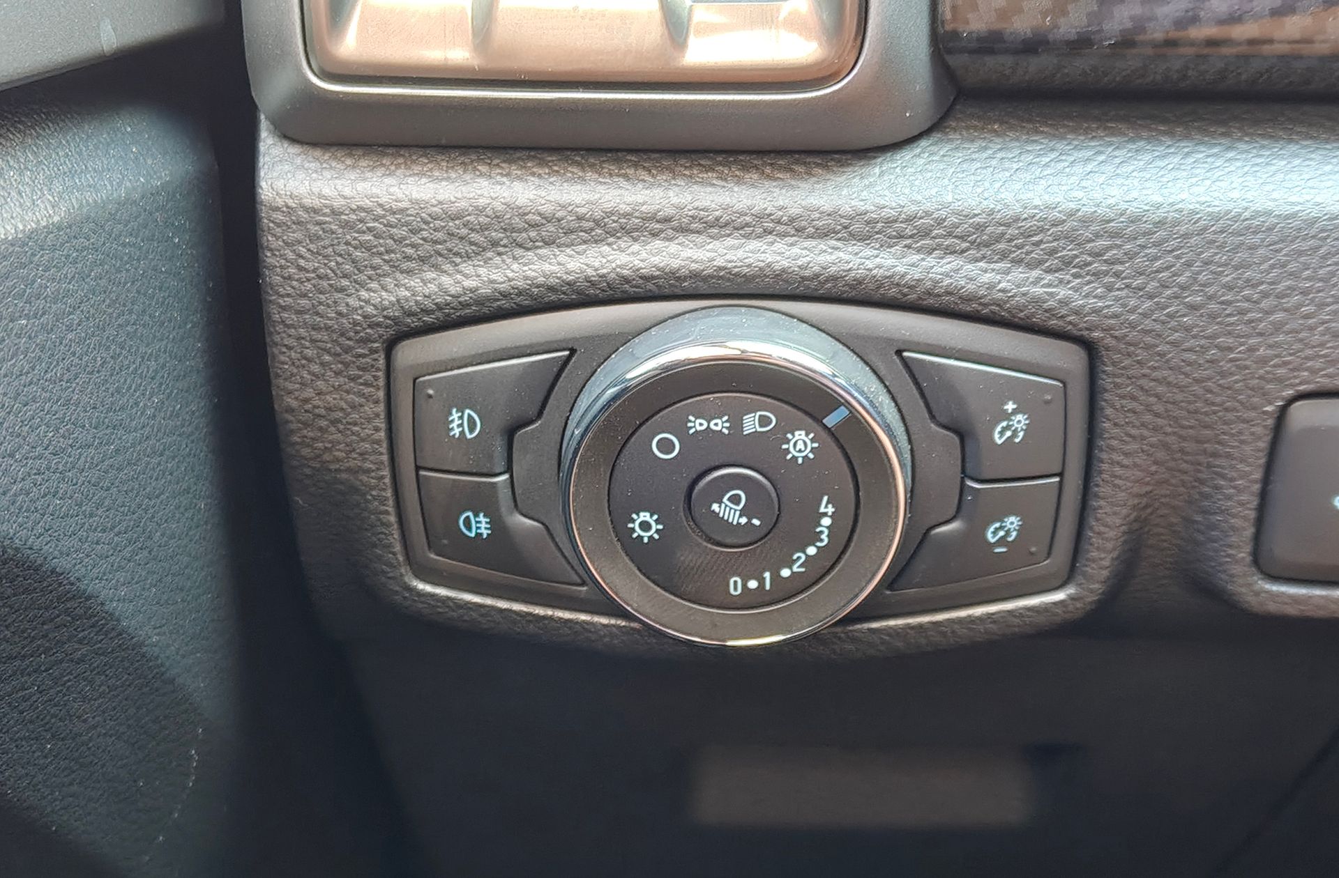 Ford Ranger Pickup 2.0 EcoBlue Doble Cabina Limited 4x4 - foto 15