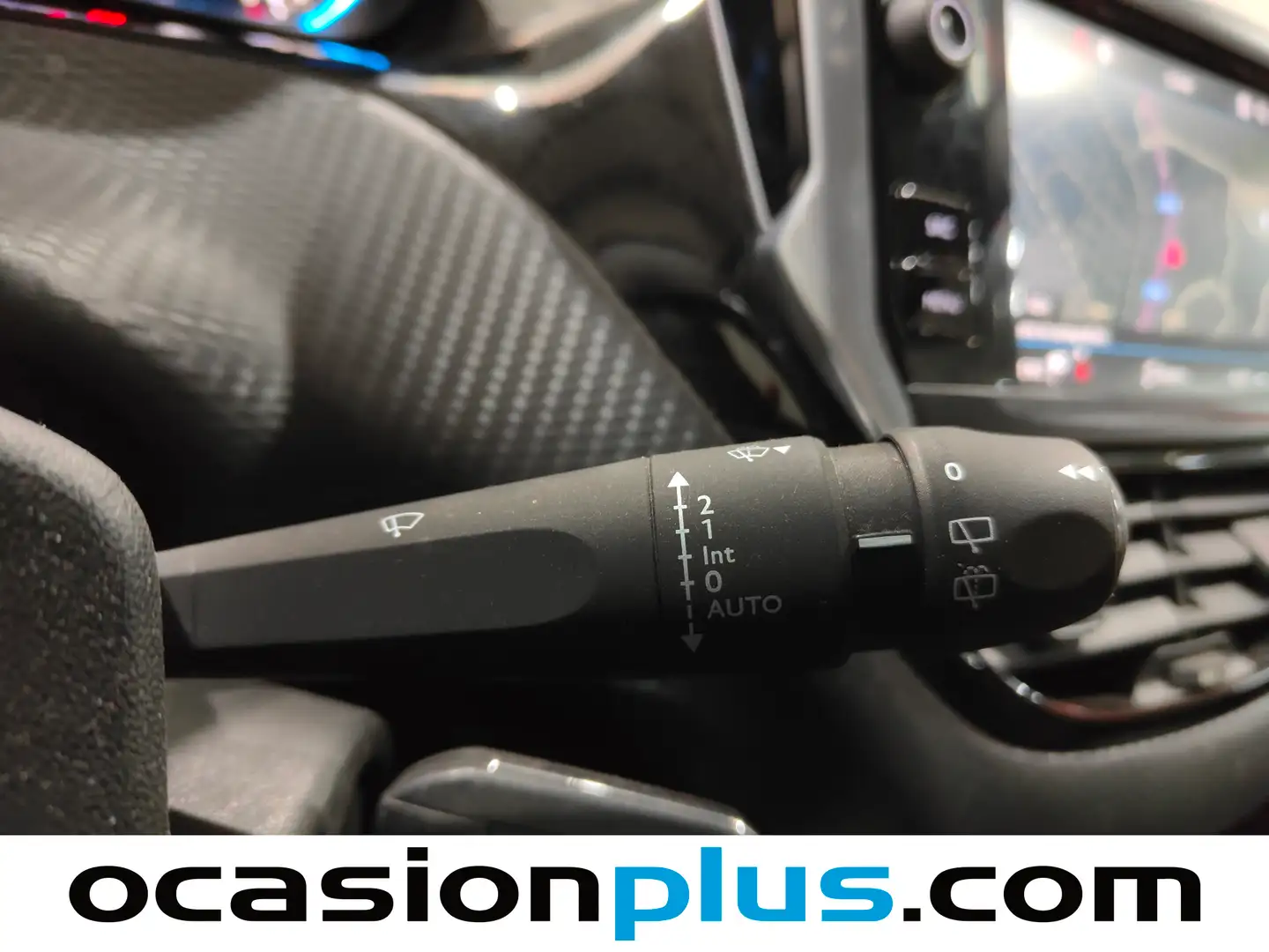 Foto Peugeot 2008 Peugeot 2008 PureTech 110 S&S Allure EAT6 (110 CV)