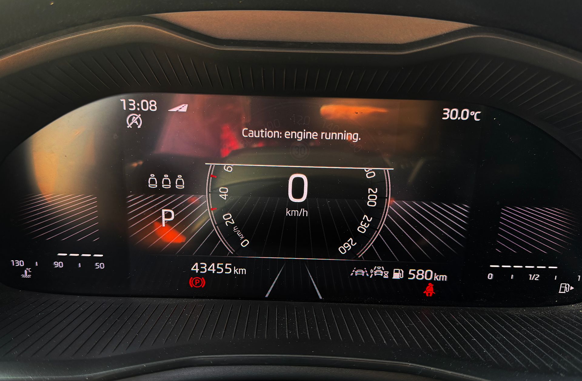 Škoda Kamiq 1.0 TSI Design DSG - foto 21