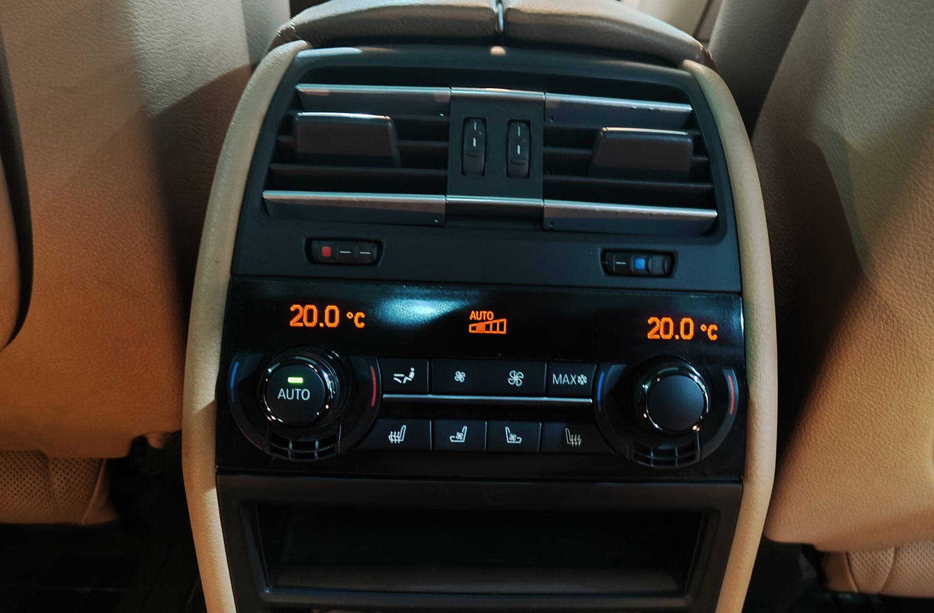 BMW Serie 7 750Li - foto 10