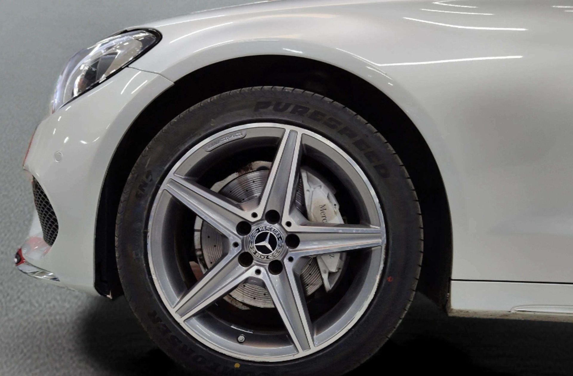 Mercedes-Benz Clase C Estate 220 d Pack AMG - foto 40