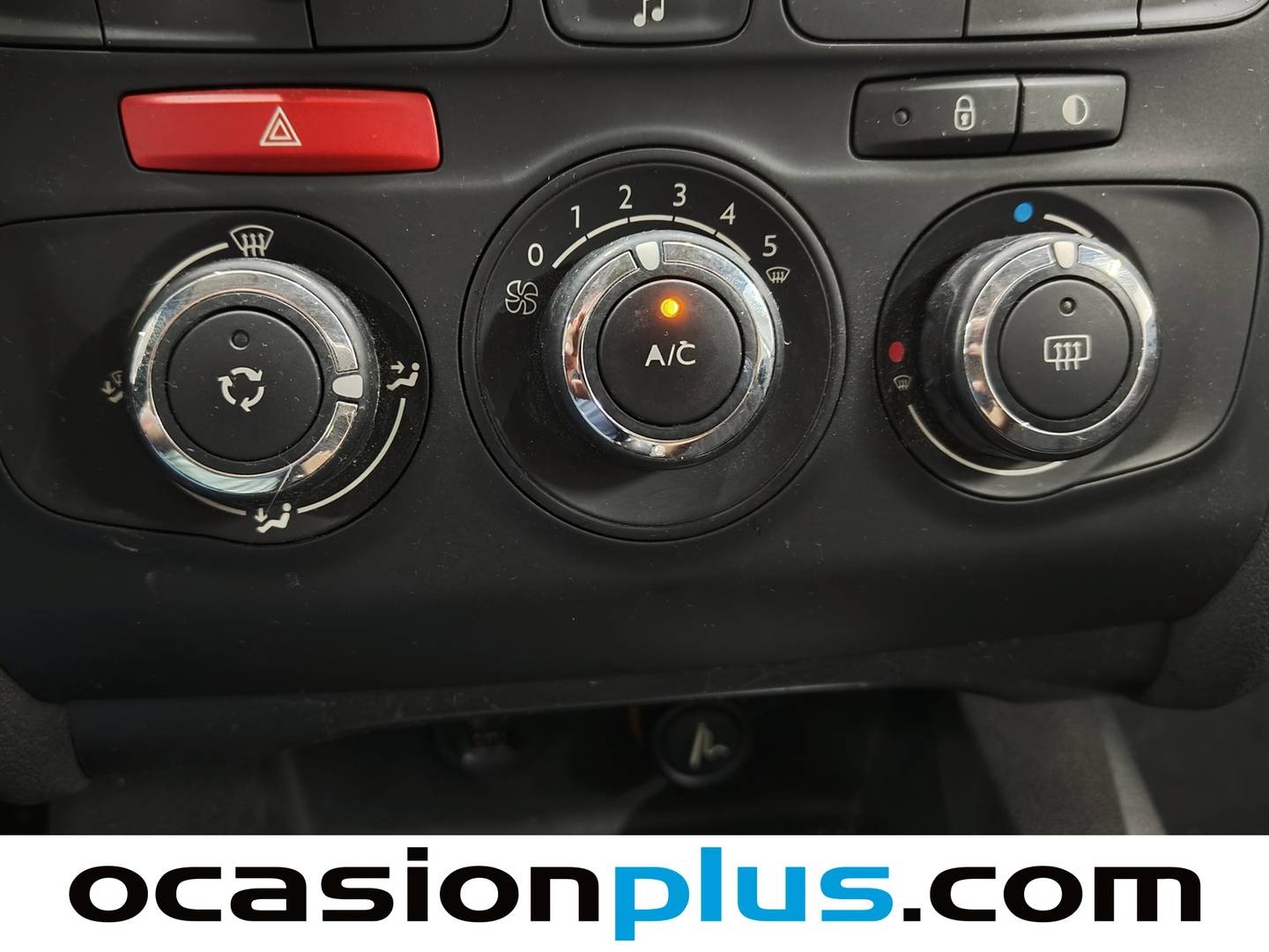 Citroën C4 Citroën C4 BlueHDi 100 Live Edition (99 CV) manual