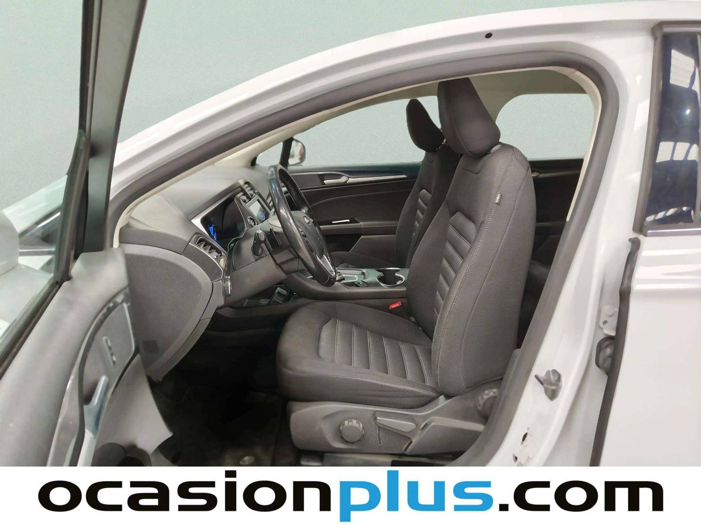 Foto asientos delanteros Ford Mondeo Ford Mondeo SportBreak 2.0 TDCI Business (150 CV)