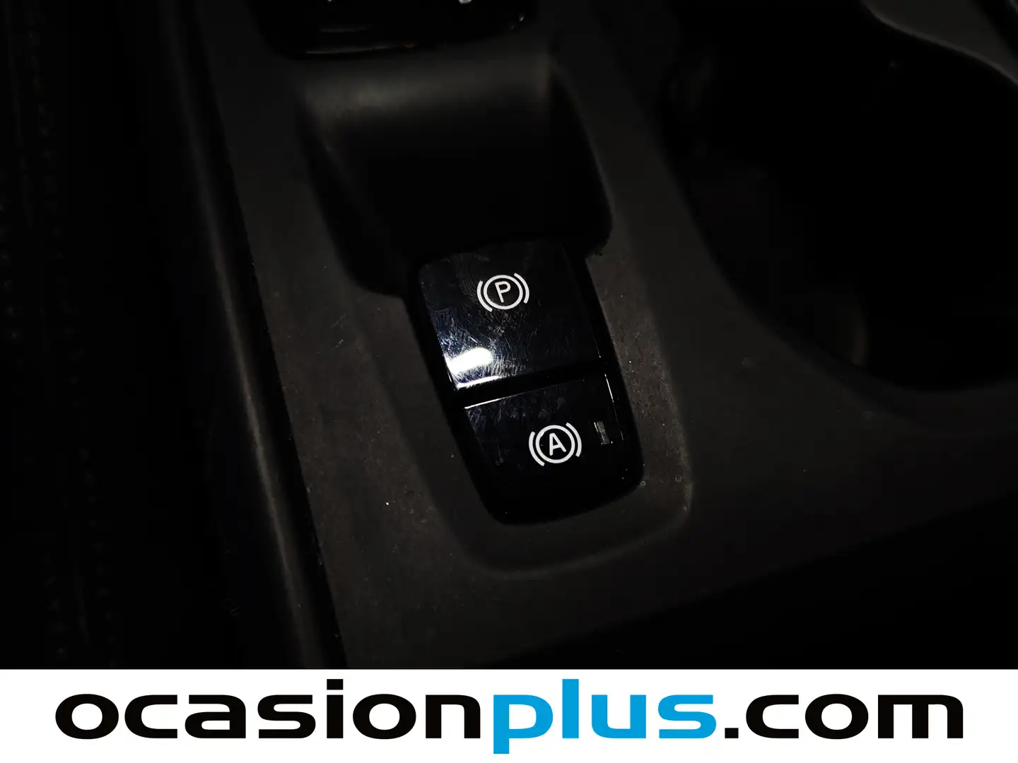 Foto Volvo XC40 Volvo XC40 T2 Momentum Core Auto (129 CV)