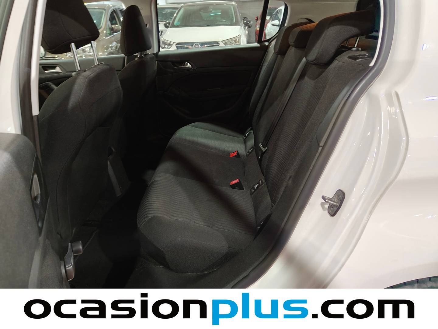 Foto asientos traseros Peugeot 308 Peugeot 308 Access PureTech (82 CV)