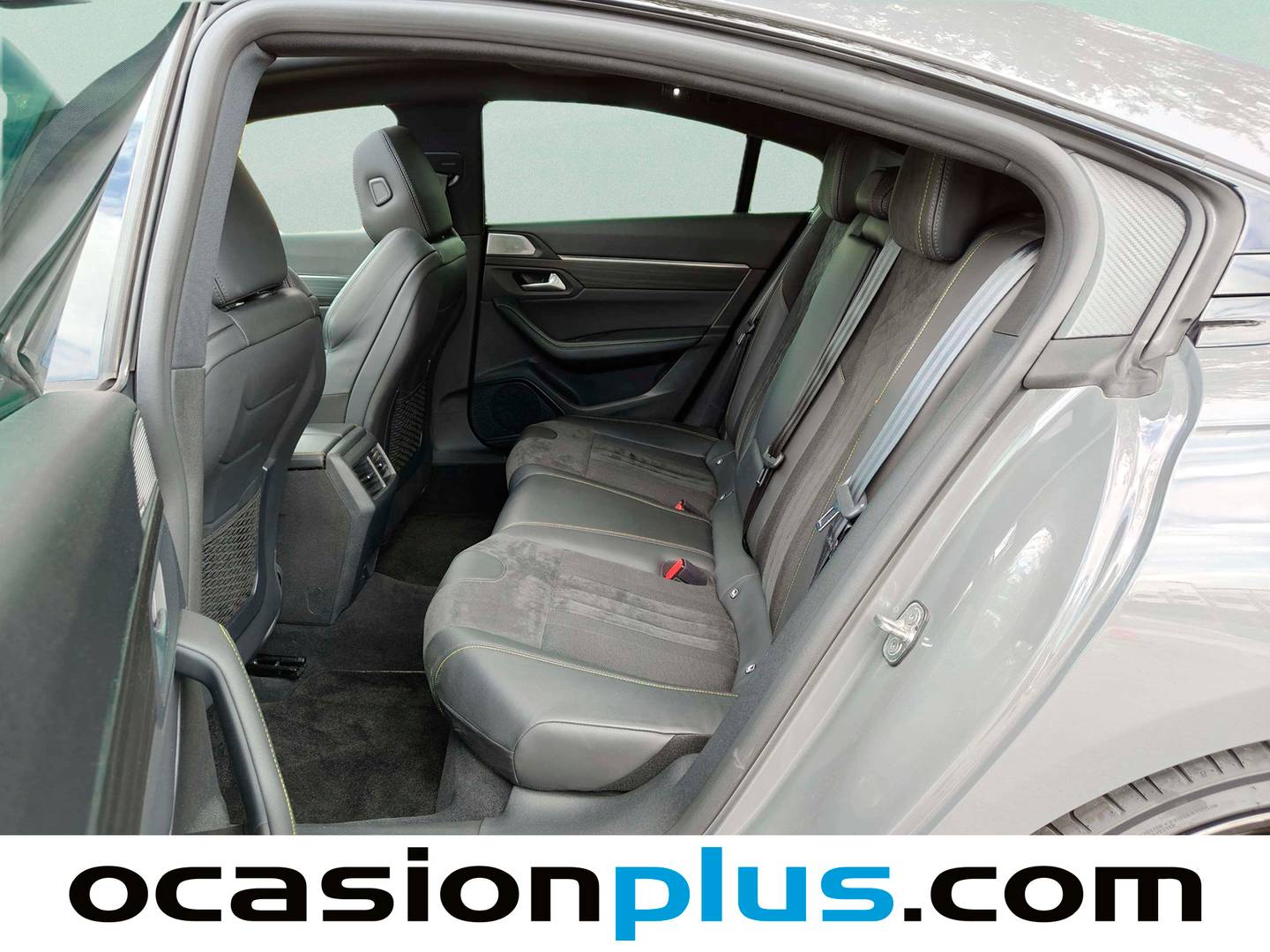 Foto asientos traseros Peugeot 508 Peugeot 508 Hybrid 360 PSE e-EAT8 (360 CV)