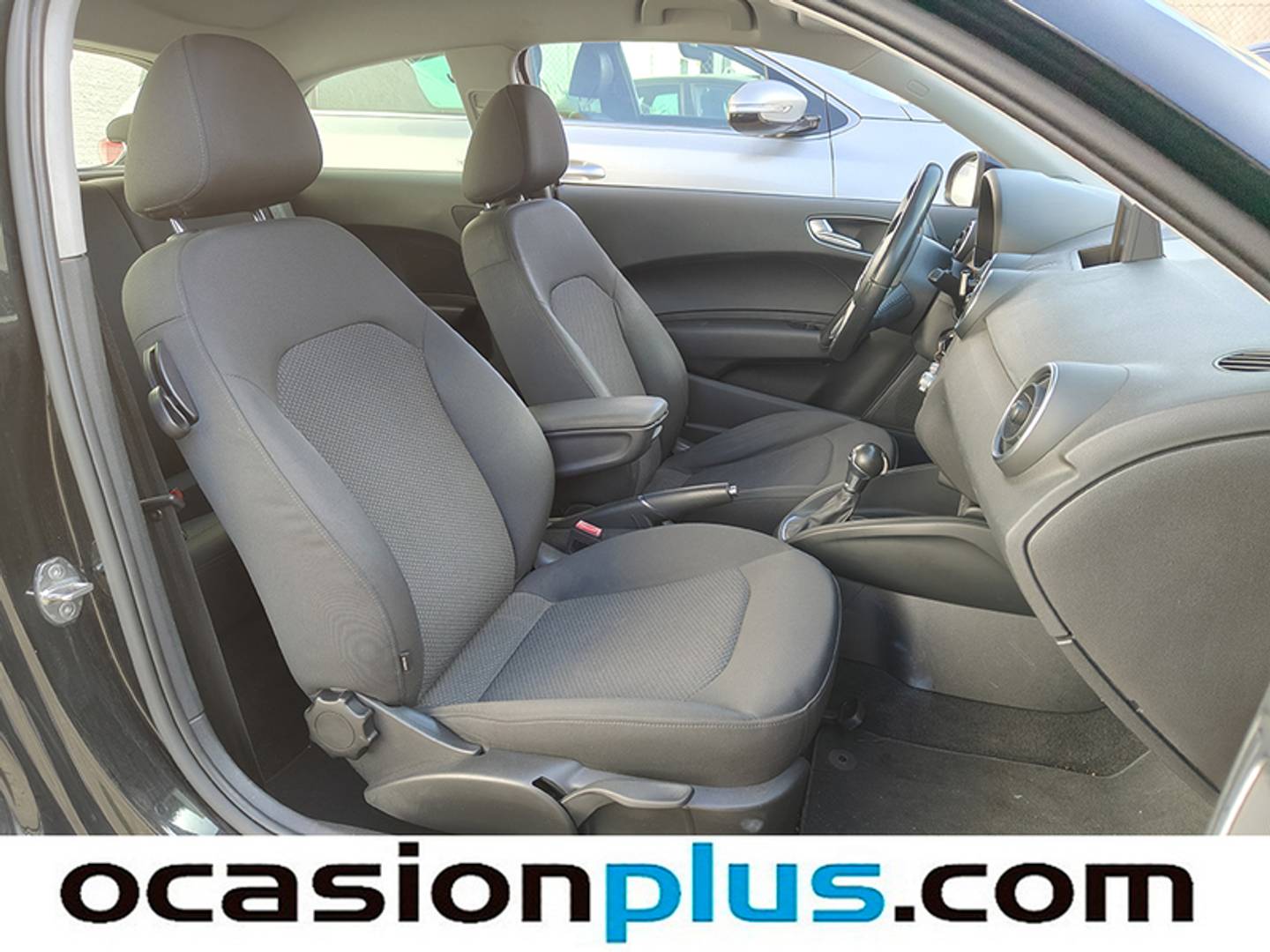 Foto Audi A1 Audi A1 Attracted 1.6 TDI (90 CV) S tronic