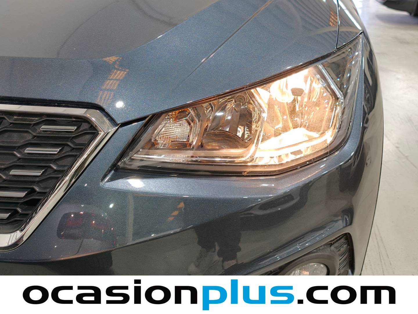 Foto Seat Arona SEAT Arona 1.0 TSI Ecomotive S&S Xcellence Edition DSG (115 CV)